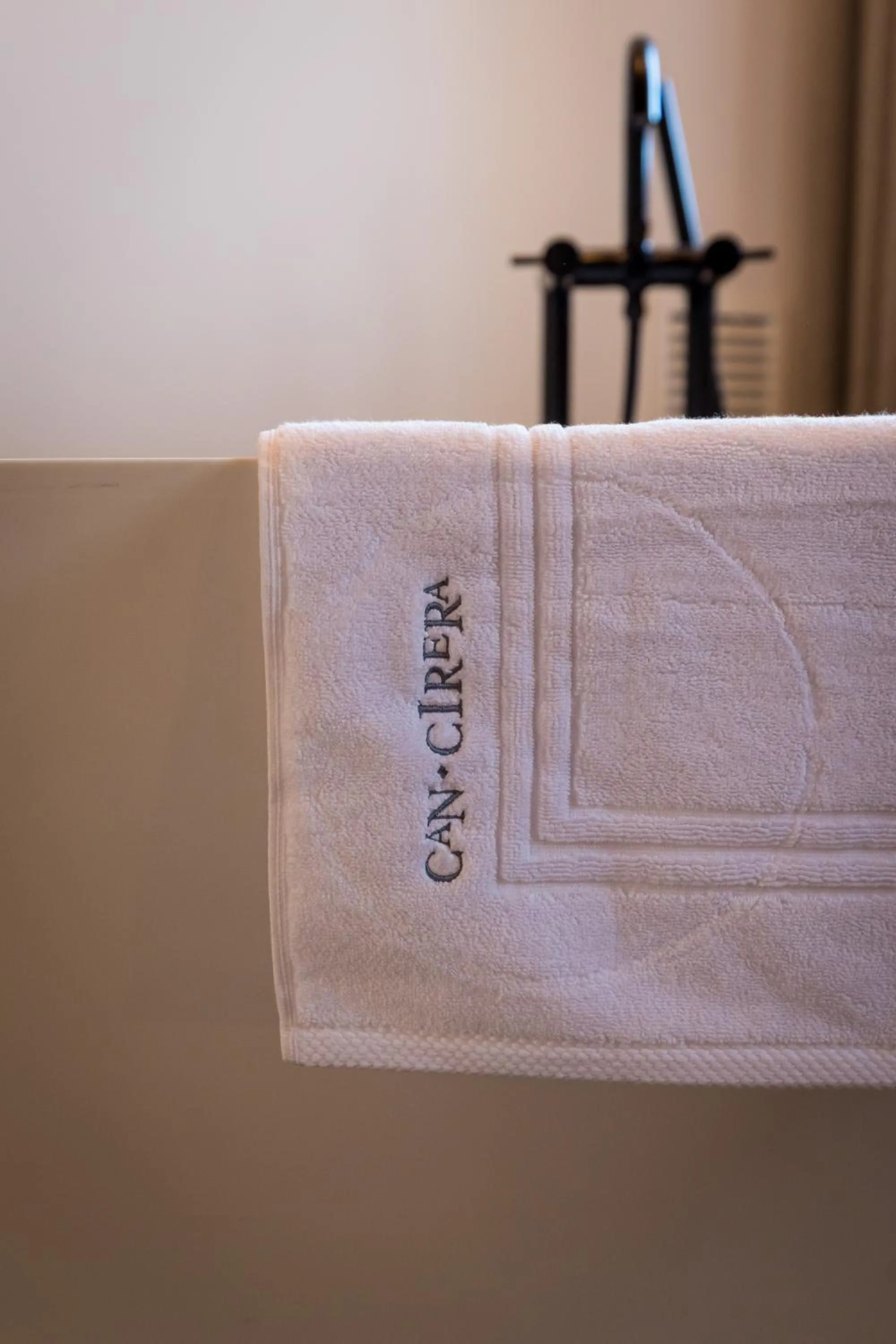 Logo/Certificate/Sign in Hotel Can Cirera