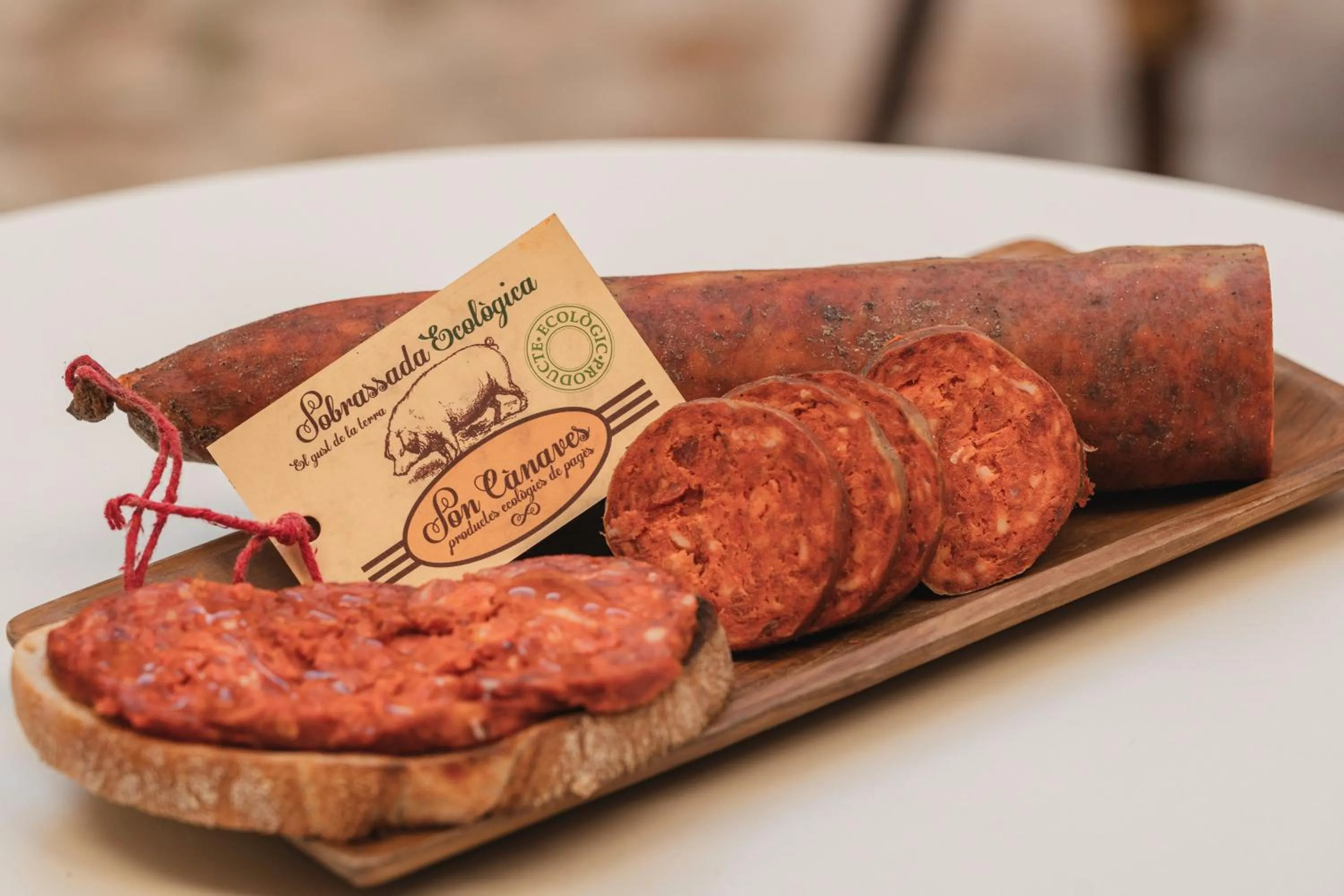 Food and drinks in Hotel Can Cirera