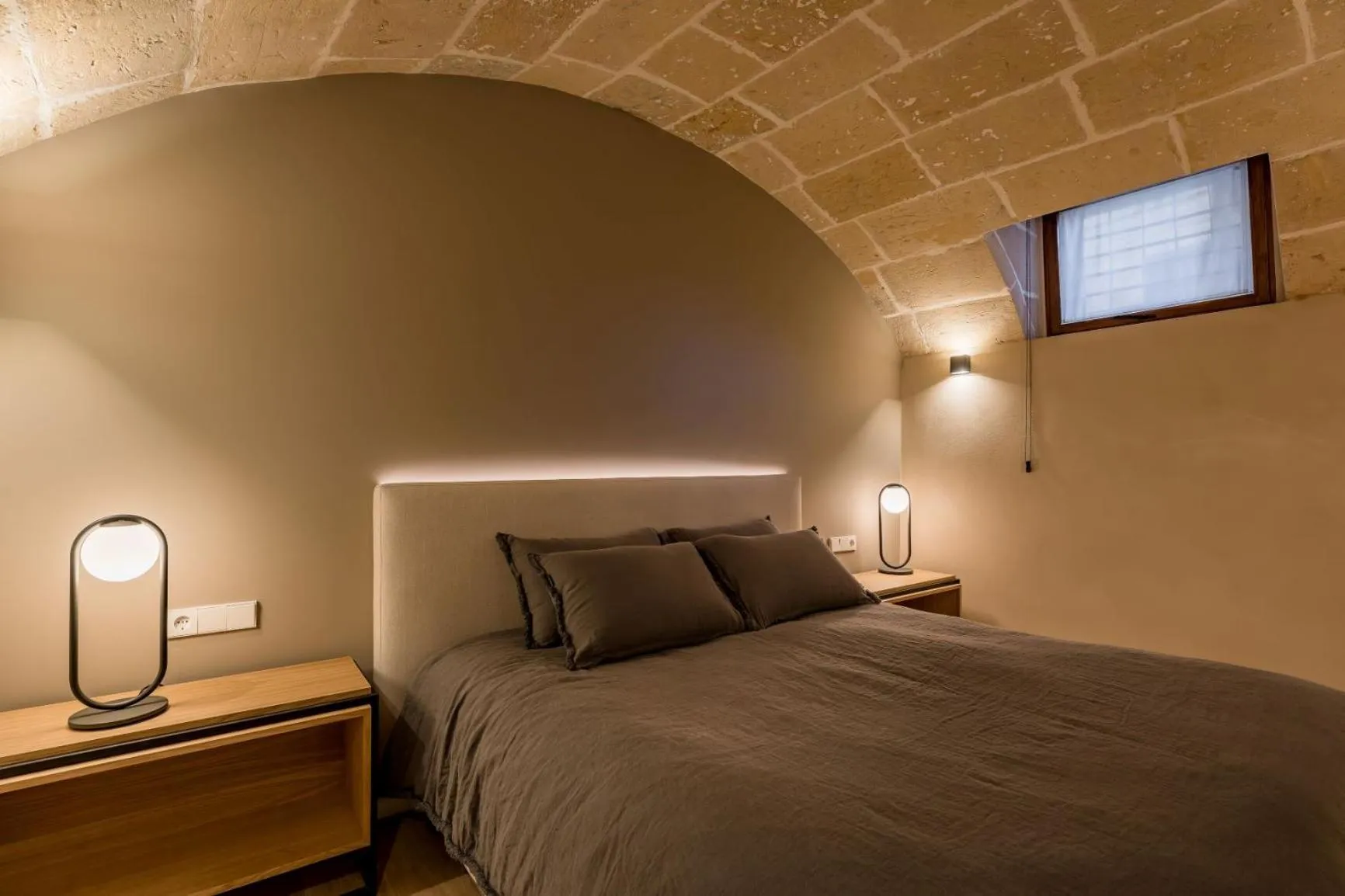 Decorative detail, Bed in Hotel Can Cirera