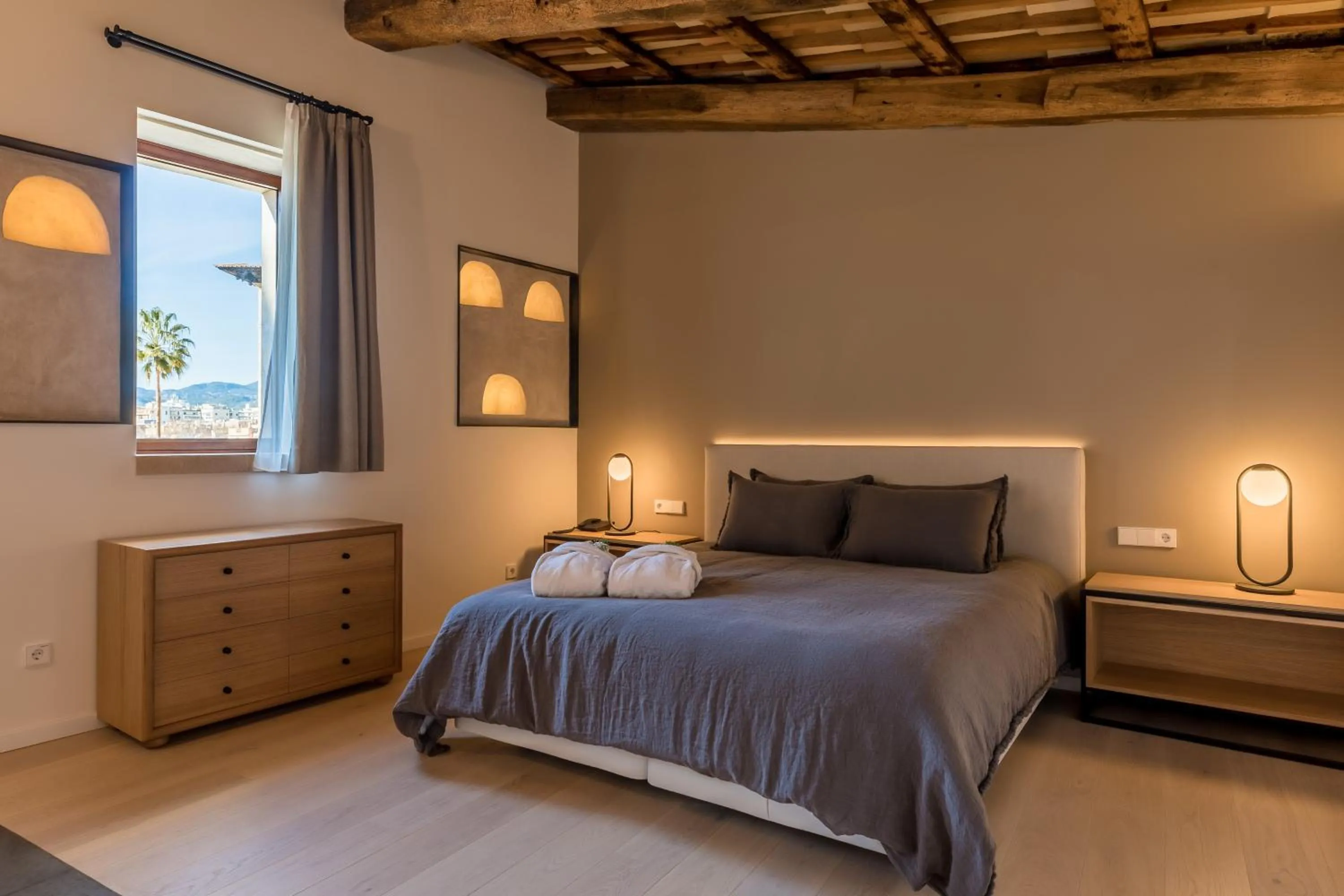 Photo of the whole room, Bed in Hotel Can Cirera