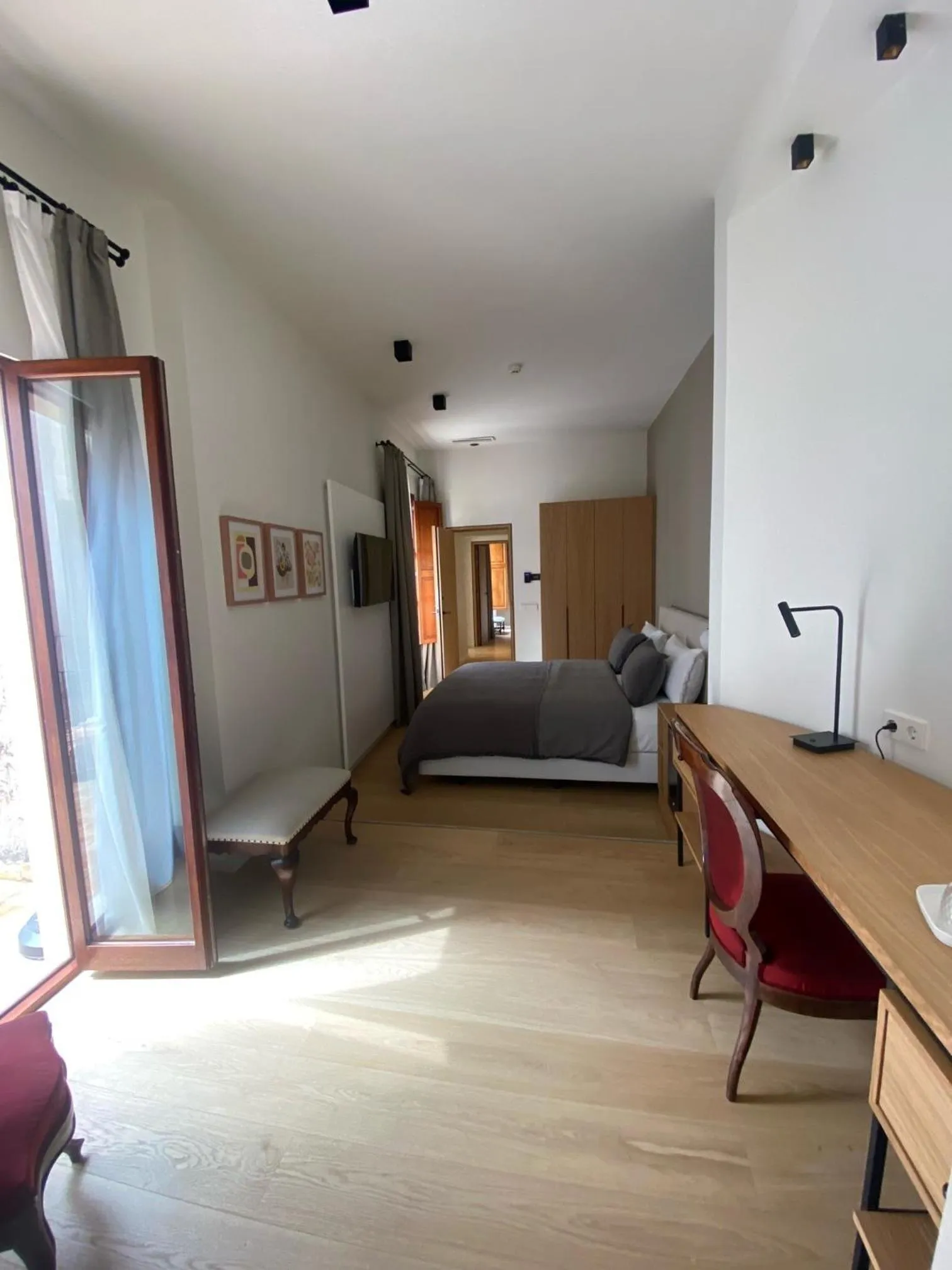 Photo of the whole room, Bed in Hotel Can Cirera