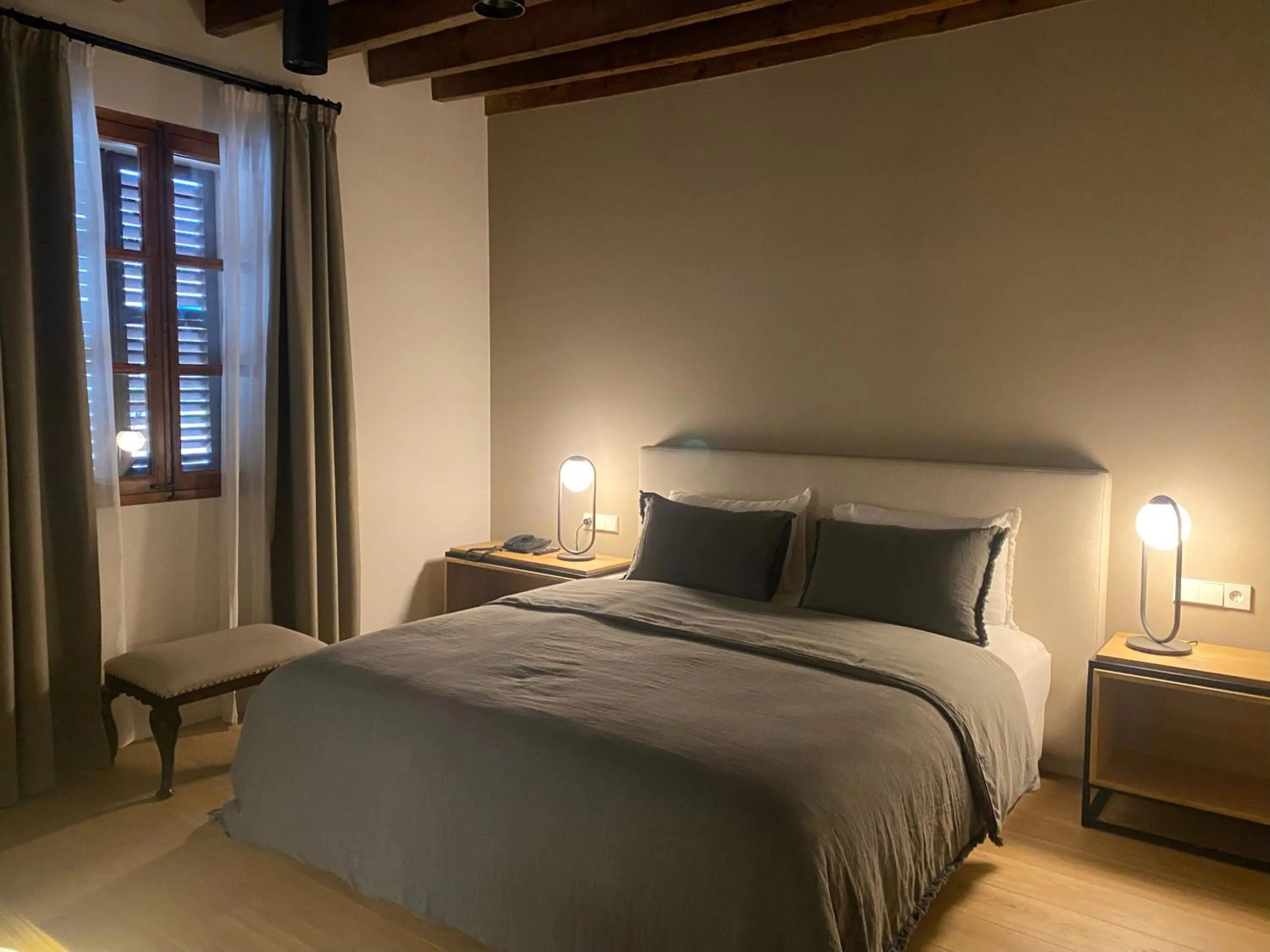 Bedroom, Bed in Hotel Can Cirera