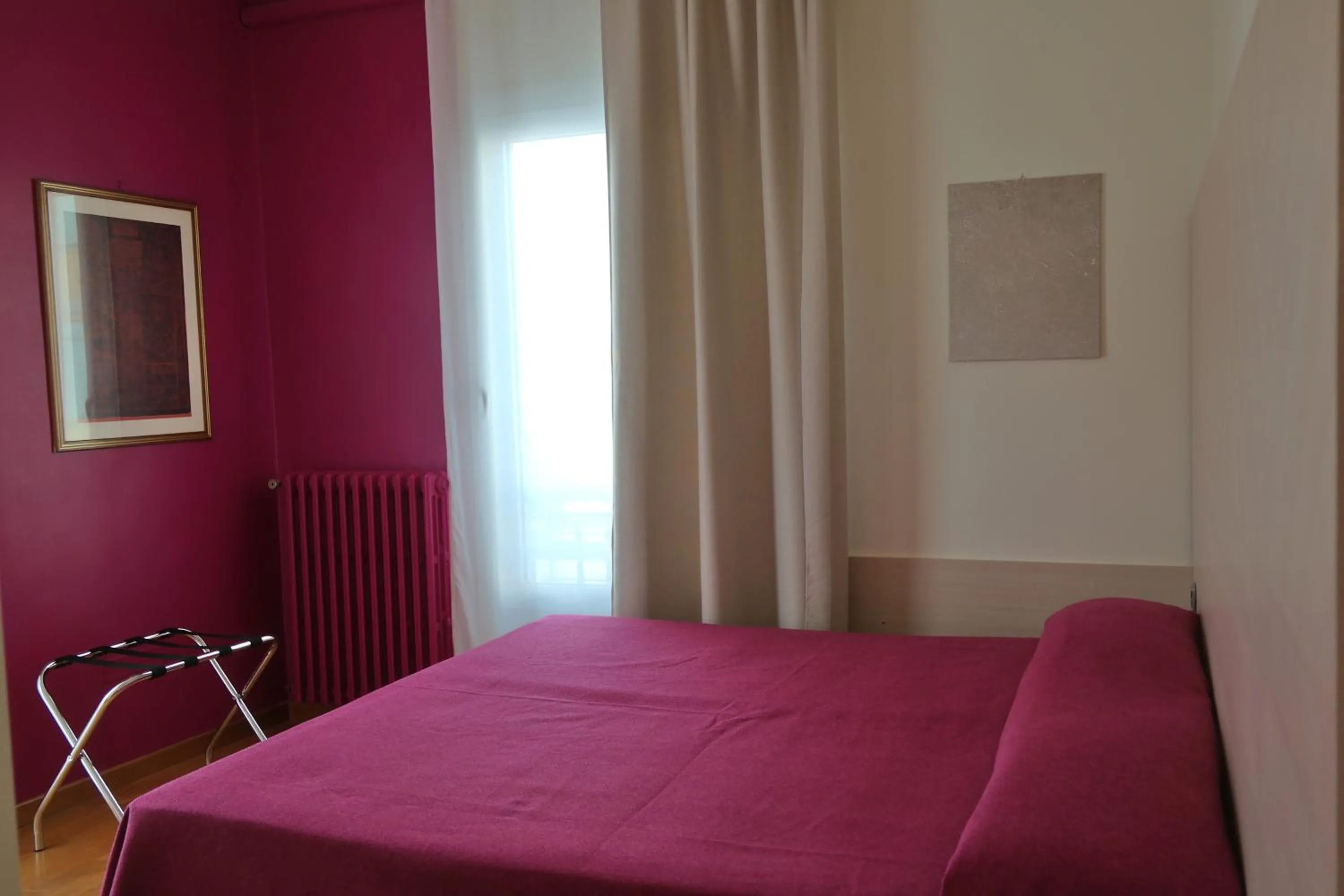 Photo of the whole room, Bed in Hotel Paradiso