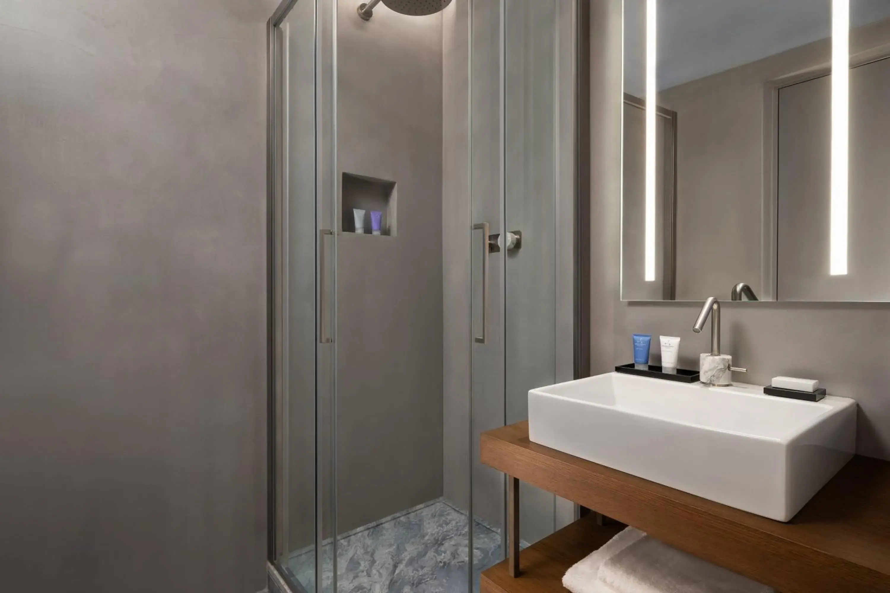 Bathroom in Grand Universe Lucca, Autograph Collection Bathroom in Grand Universe Lucca, Autograph Collection