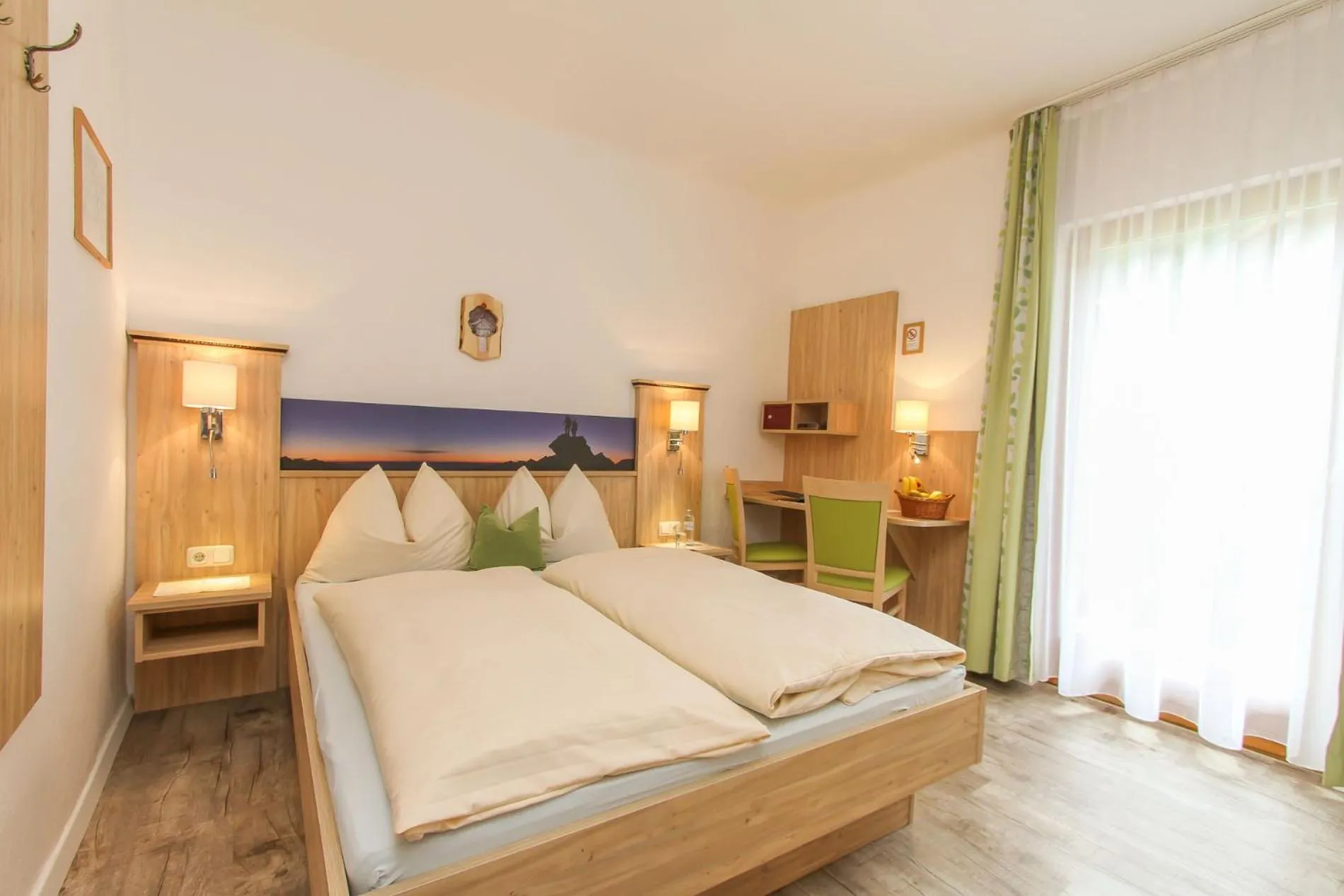 Photo of the whole room in Schmittental Pension Self-Check-In