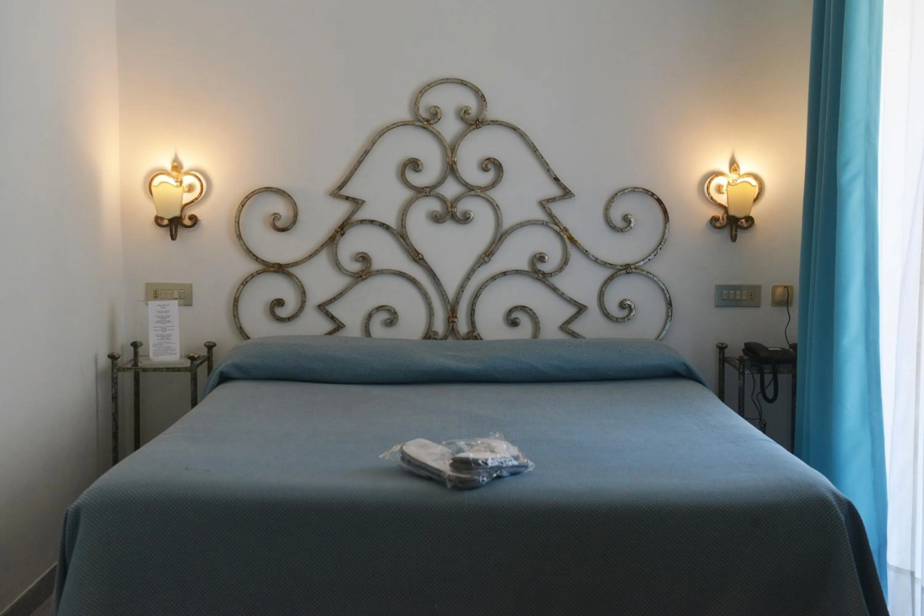Bedroom in Palatium Mari