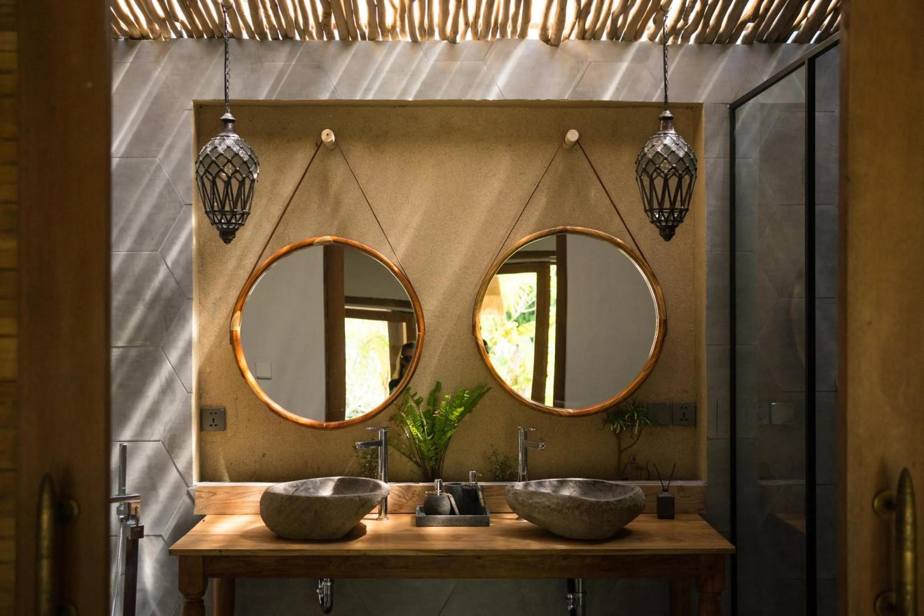 Bathroom in Nagara Boutique Hotel