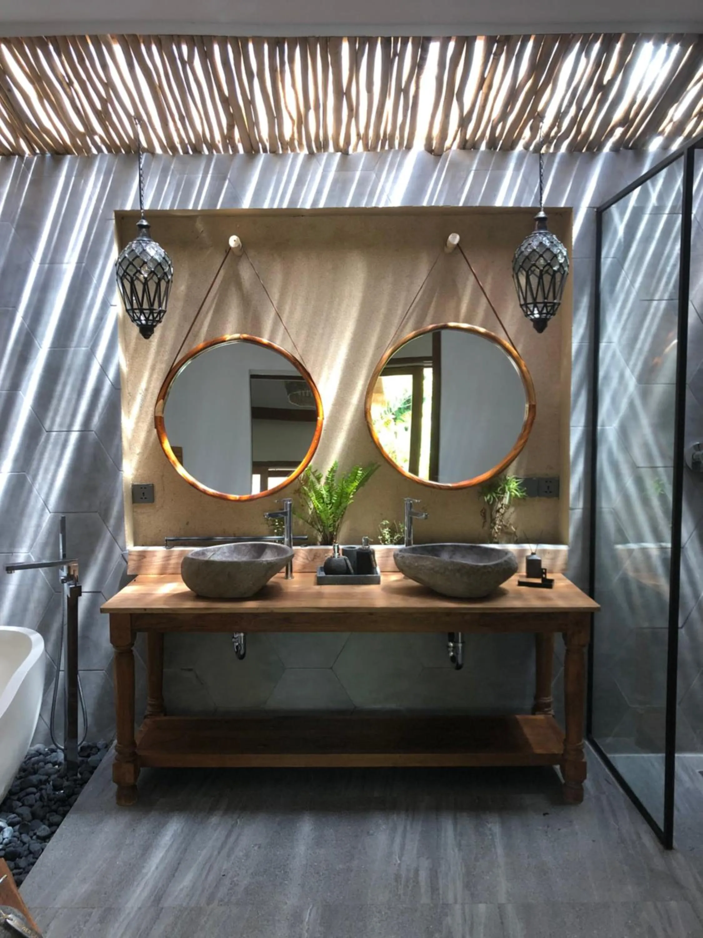 Bathroom in Nagara Boutique Hotel