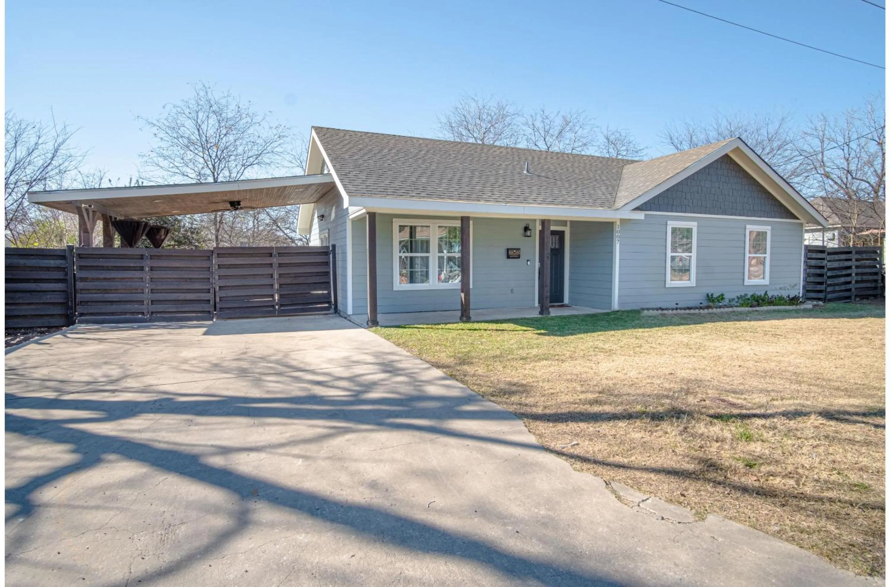 Property building in Lovely 3 BR Home Only 9 Minutes from Downtown