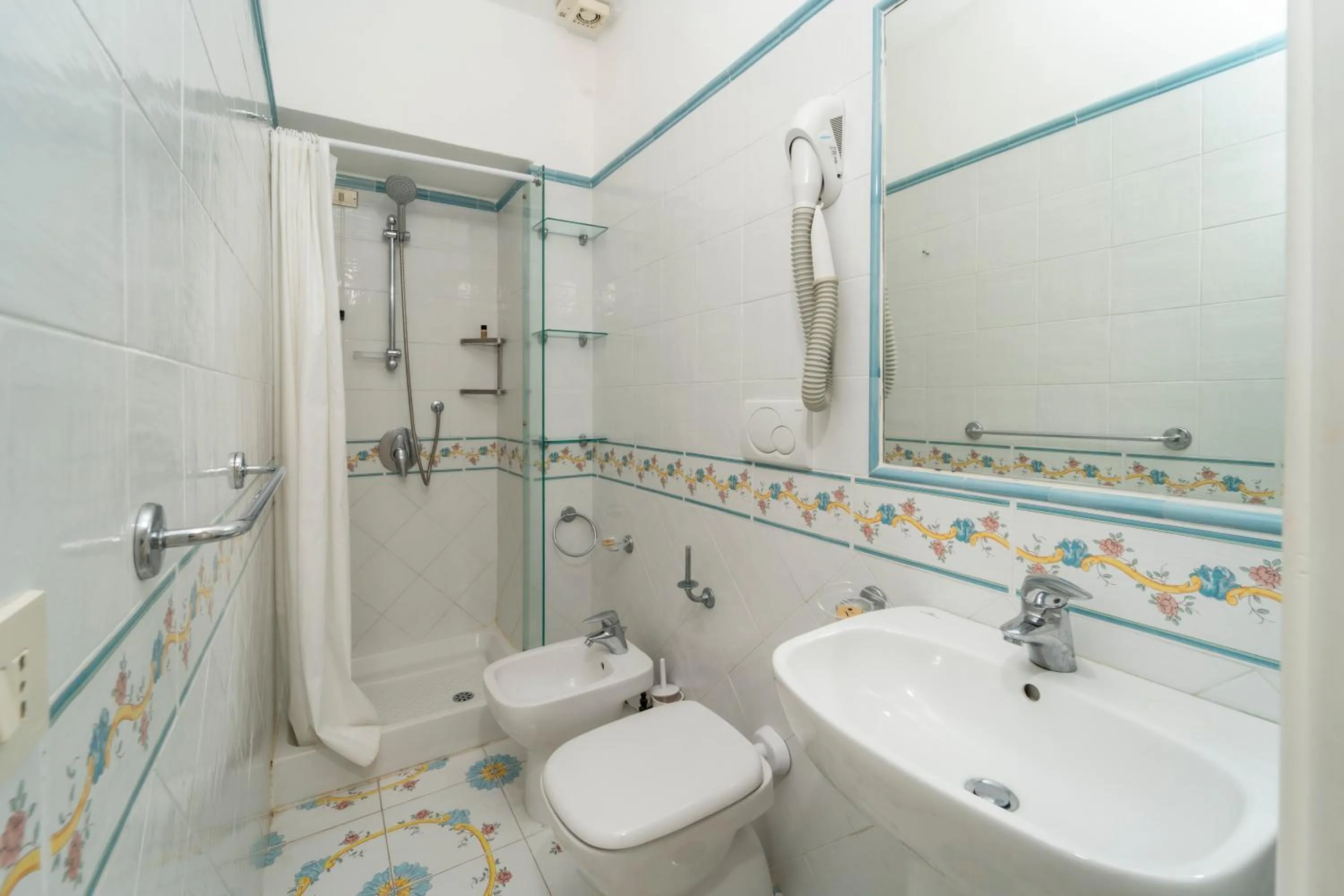 Bathroom in Hotel Bellavista