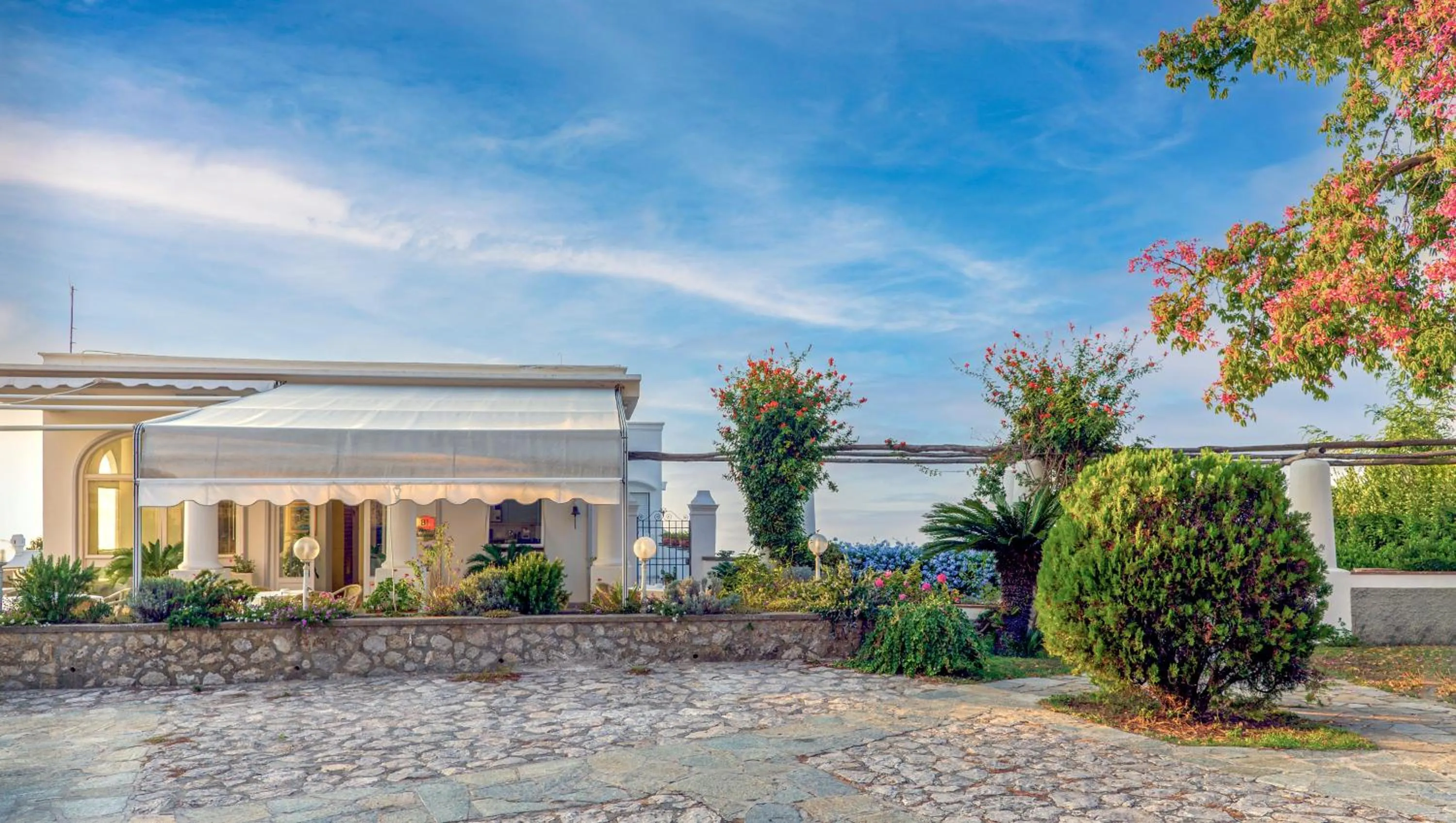 Property building in Hotel Bellavista