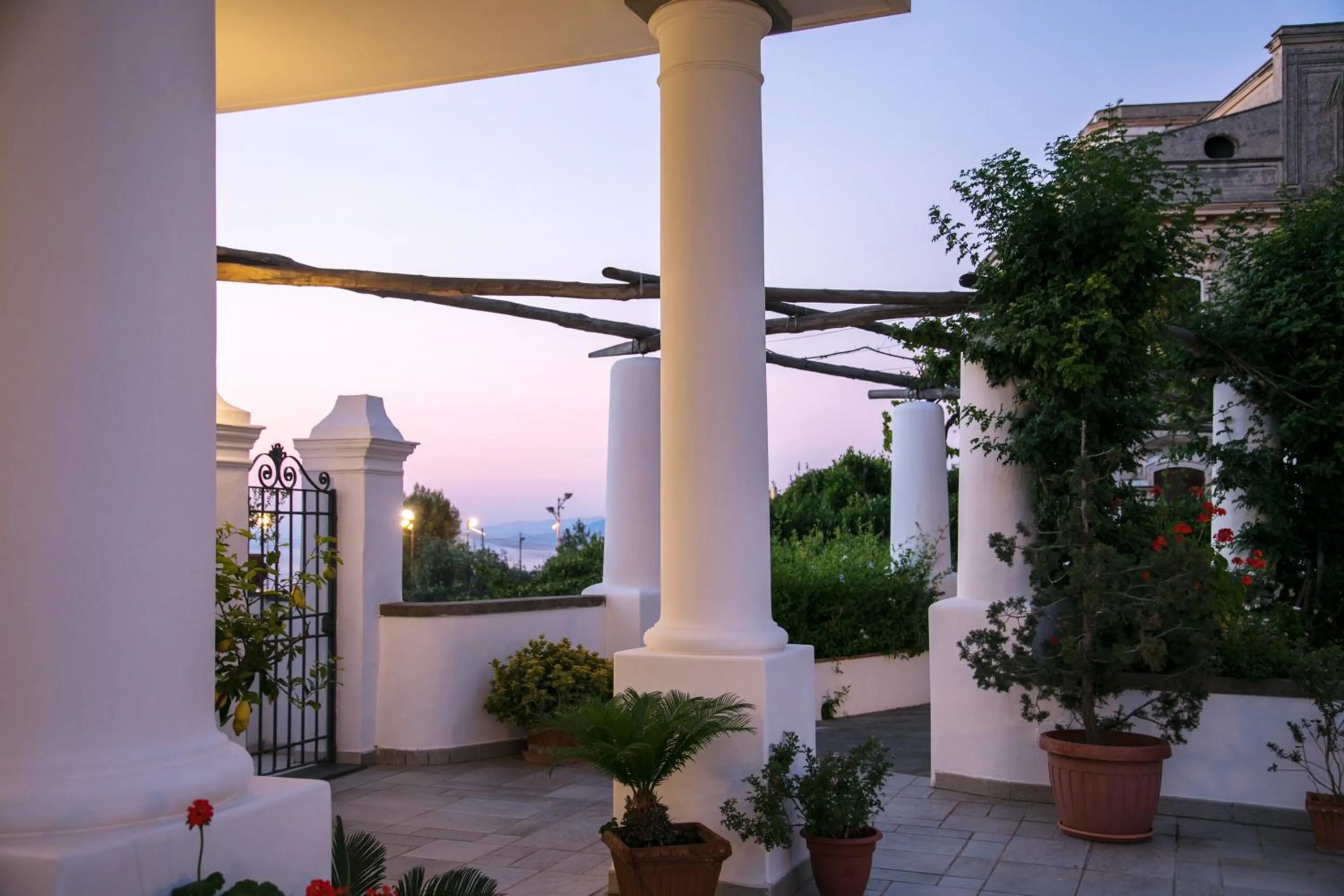 Facade/entrance in Hotel Bellavista