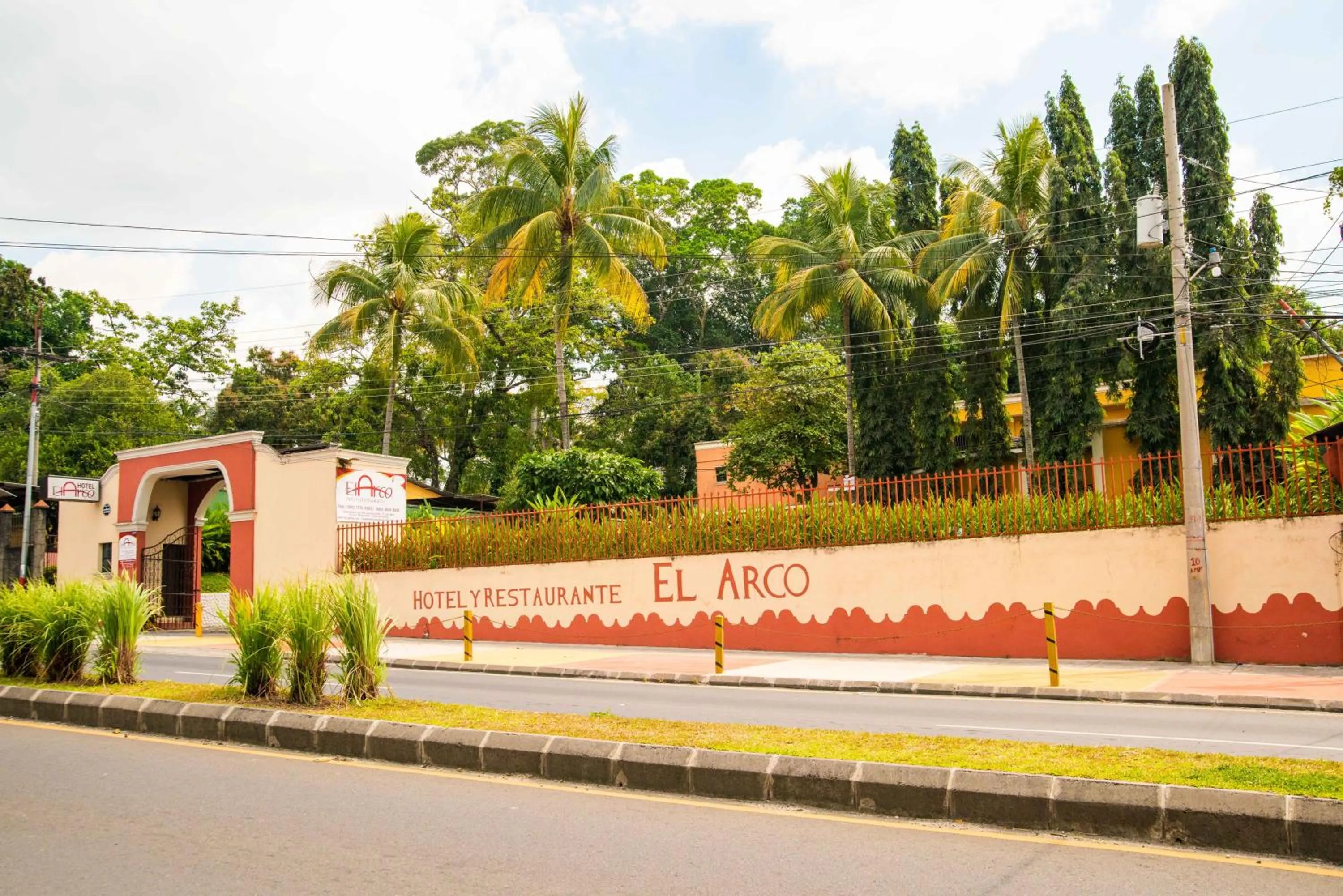 Property logo or sign in Hotel El Arco