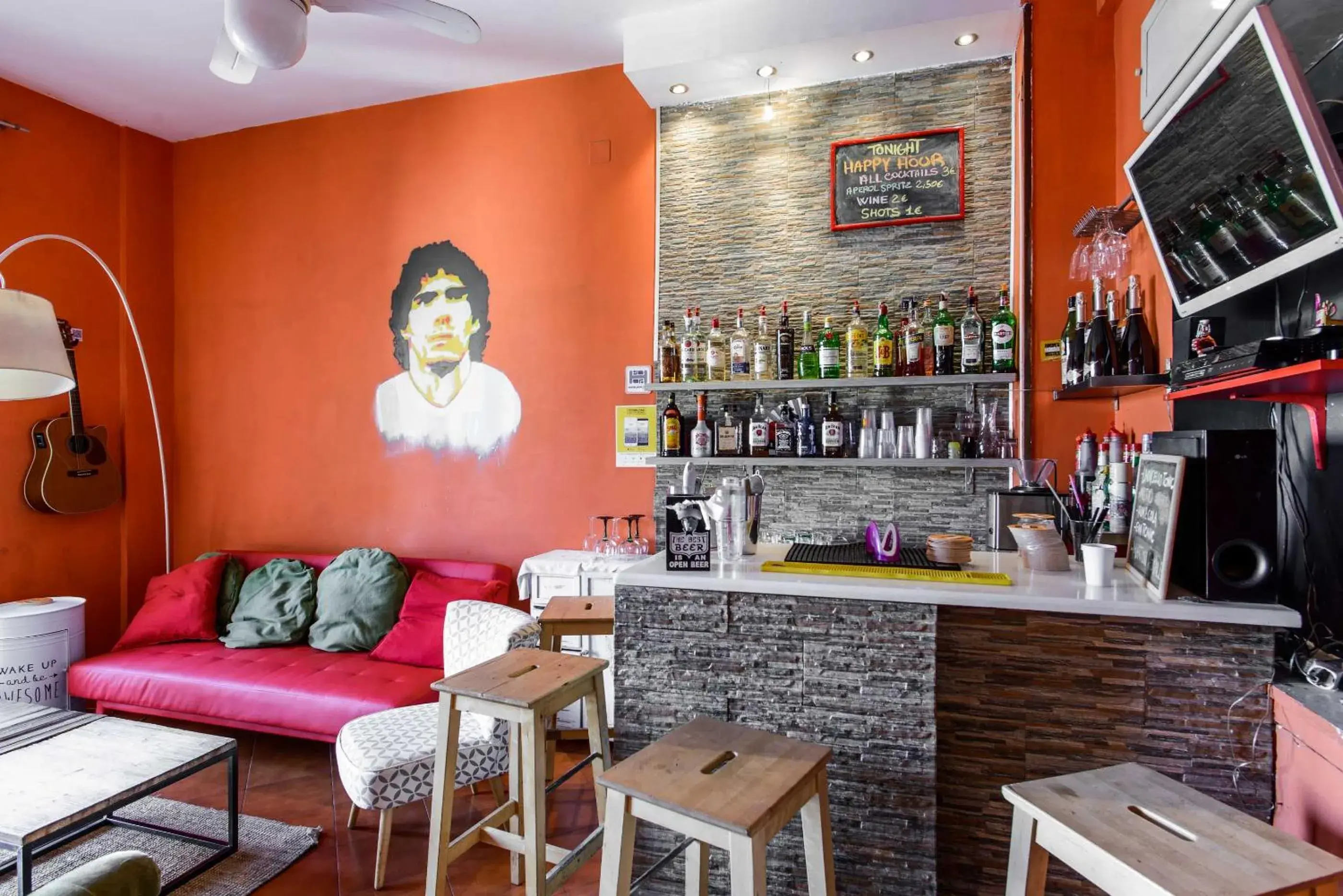 Lounge or bar in Hostel of the Sun Lounge or bar in Hostel of the Sun