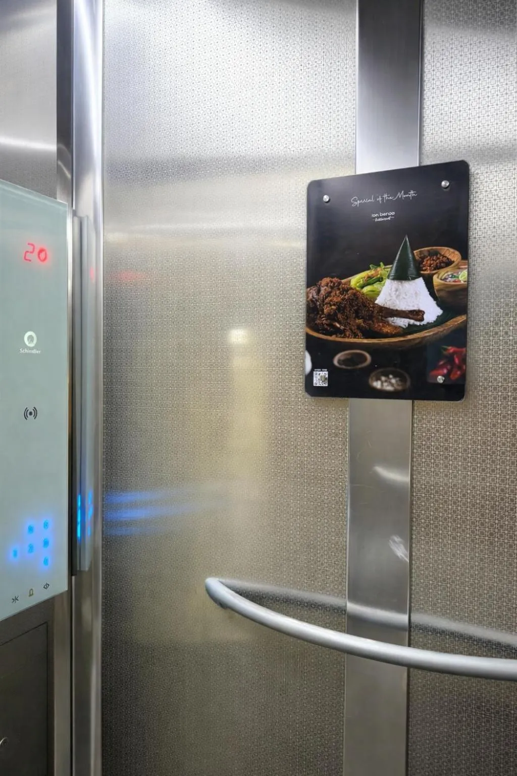 elevator in Ion Bali Benoa