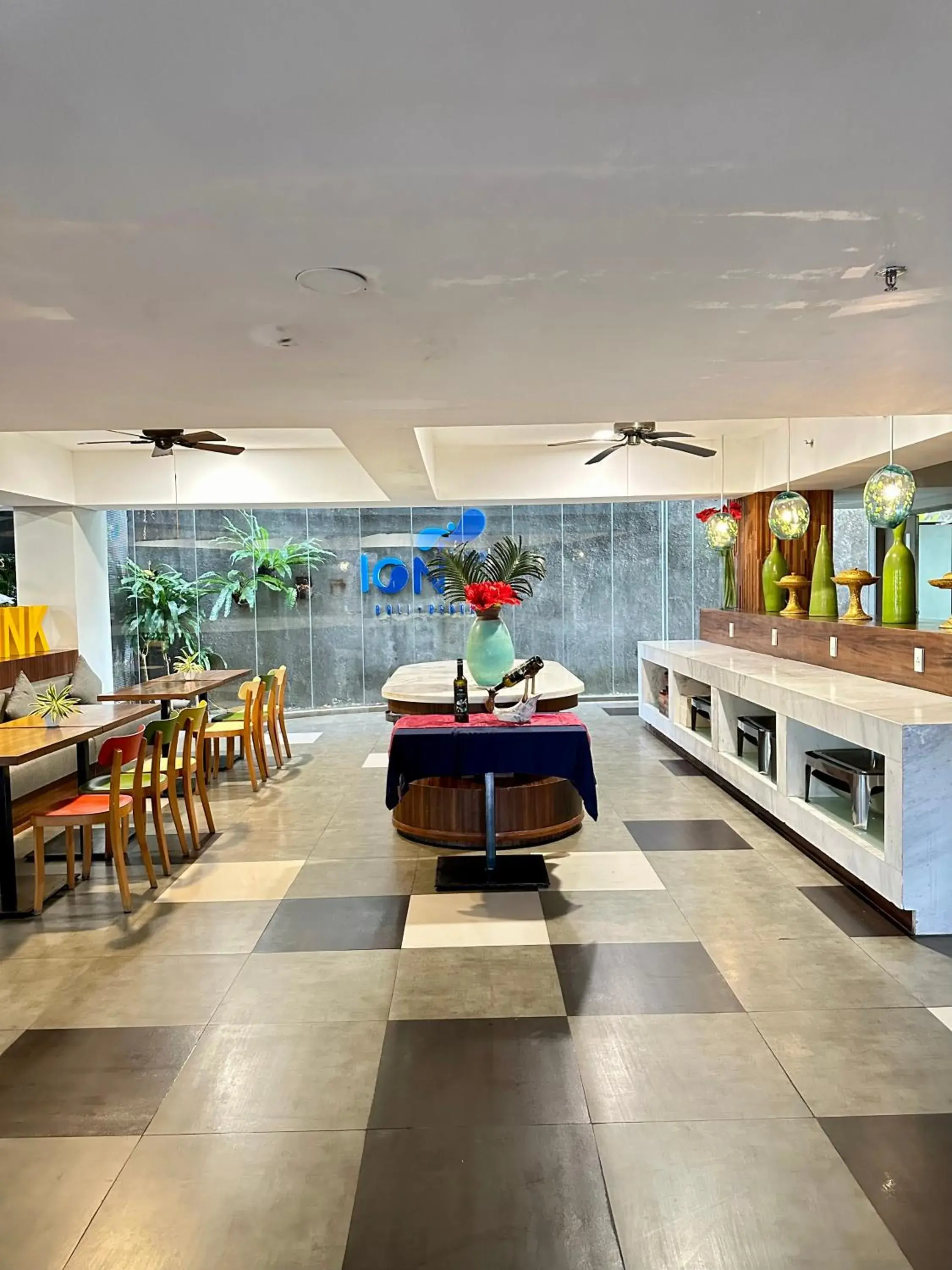 Restaurant/places to eat in Ion Bali Benoa Restaurant/places to eat in Ion Bali Benoa