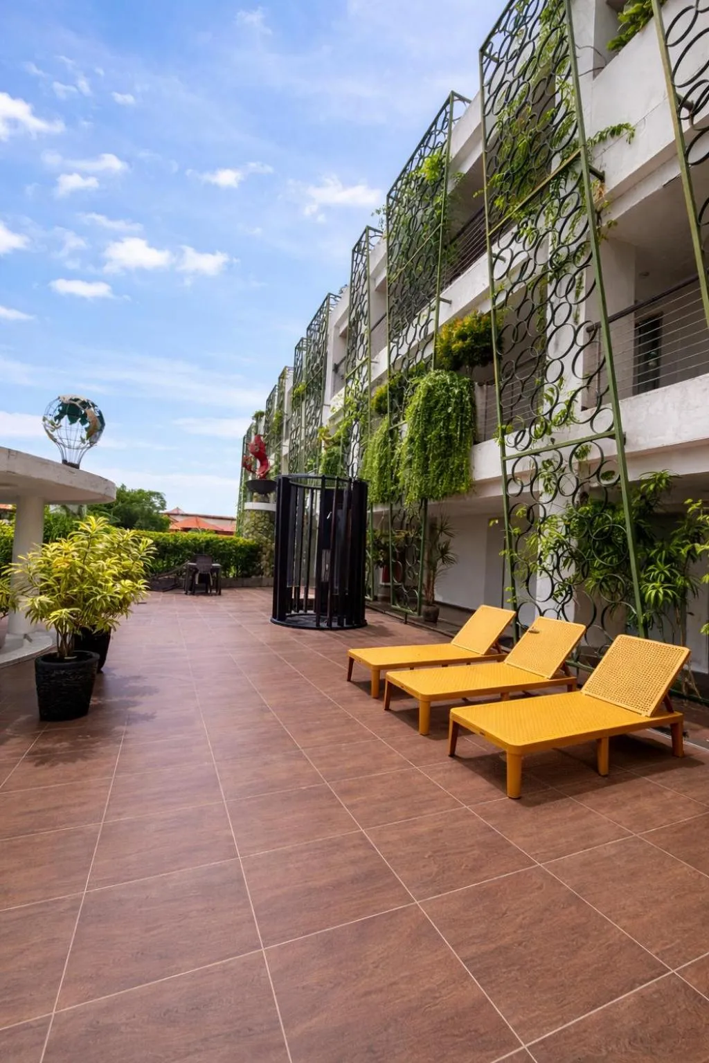 Swimming pool in Ion Bali Benoa