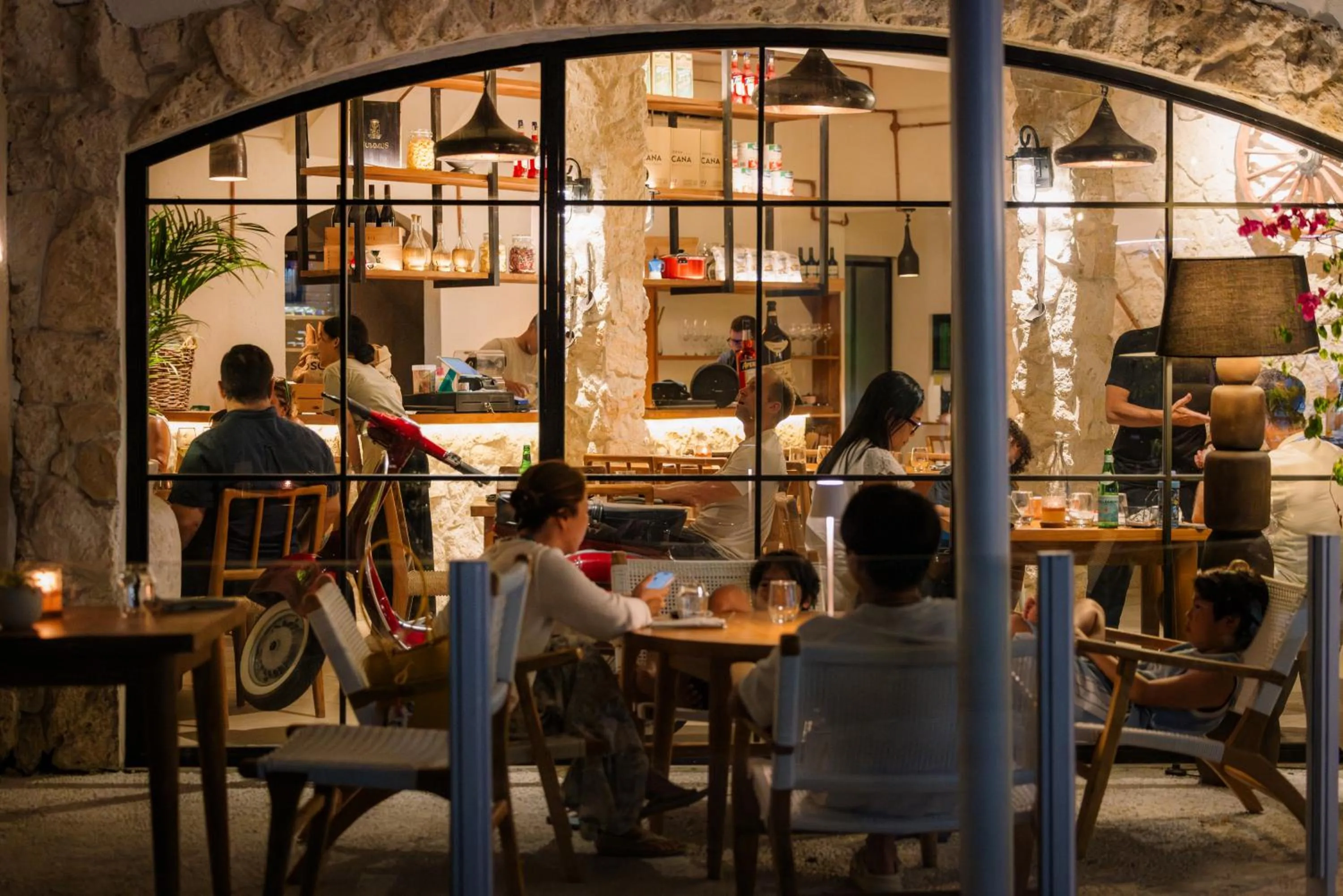 Restaurant/places to eat in Ion Bali Benoa