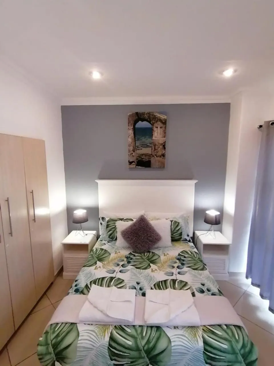 Bedroom, Bed in Palm View Guest House