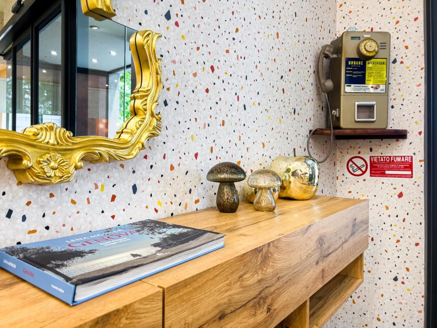 Decorative detail in Hotel La Superba