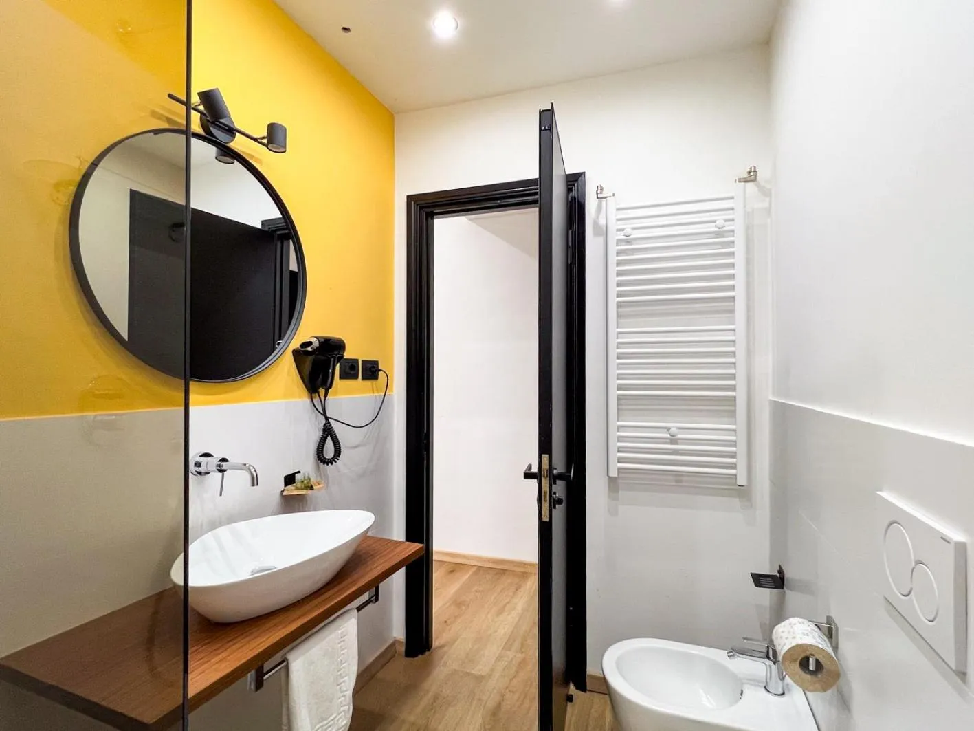 Bathroom in Hotel La Superba