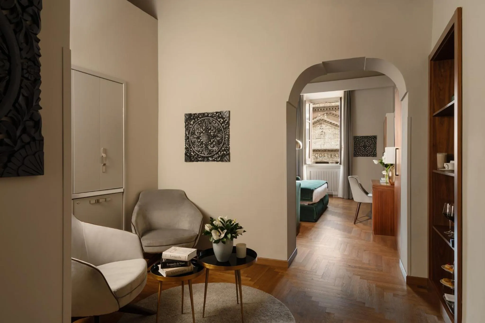 Living room, Bed in Antico Albergo del Sole al Pantheon