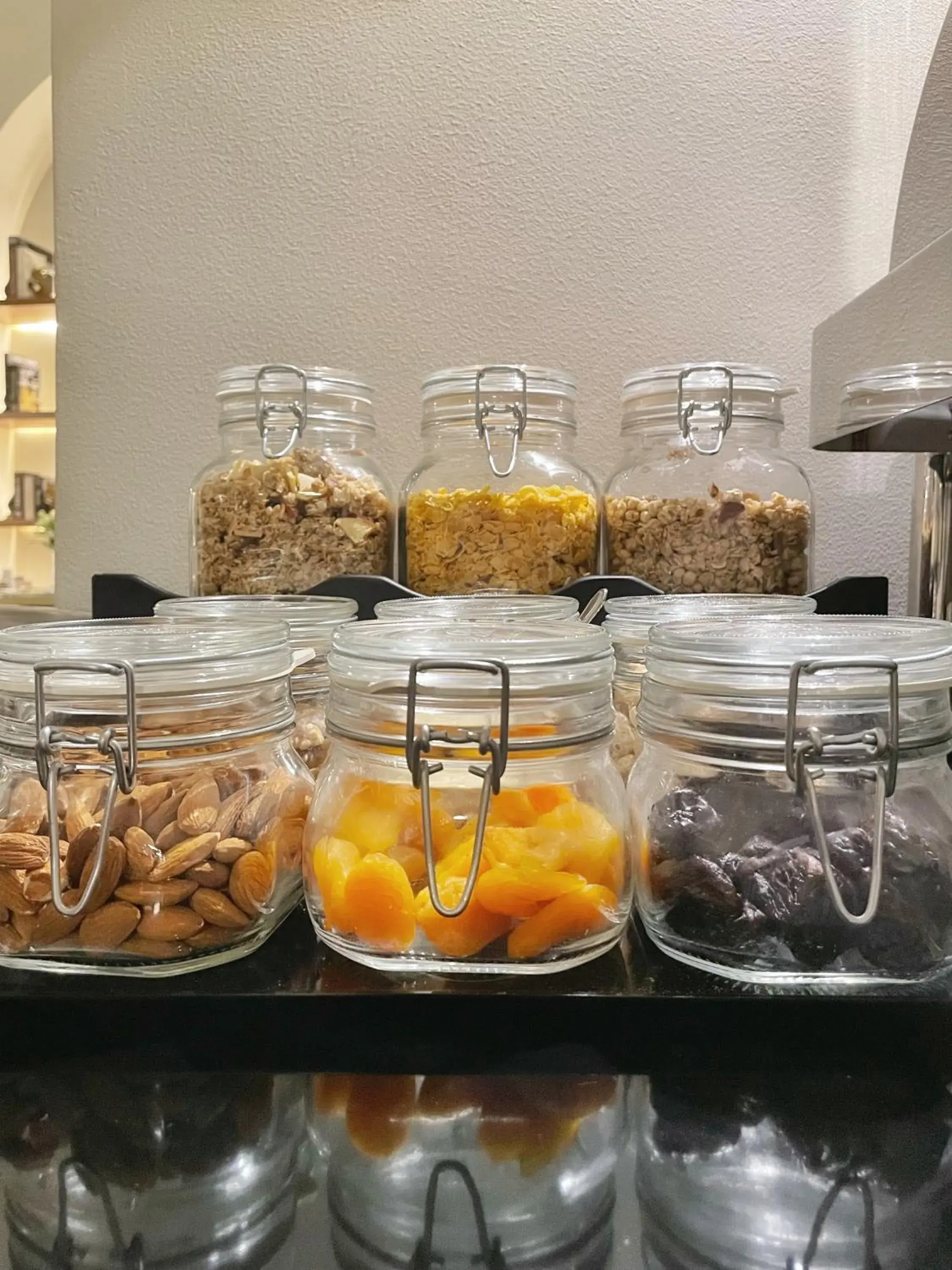 Breakfast in Antico Albergo del Sole al Pantheon Breakfast in Antico Albergo del Sole al Pantheon