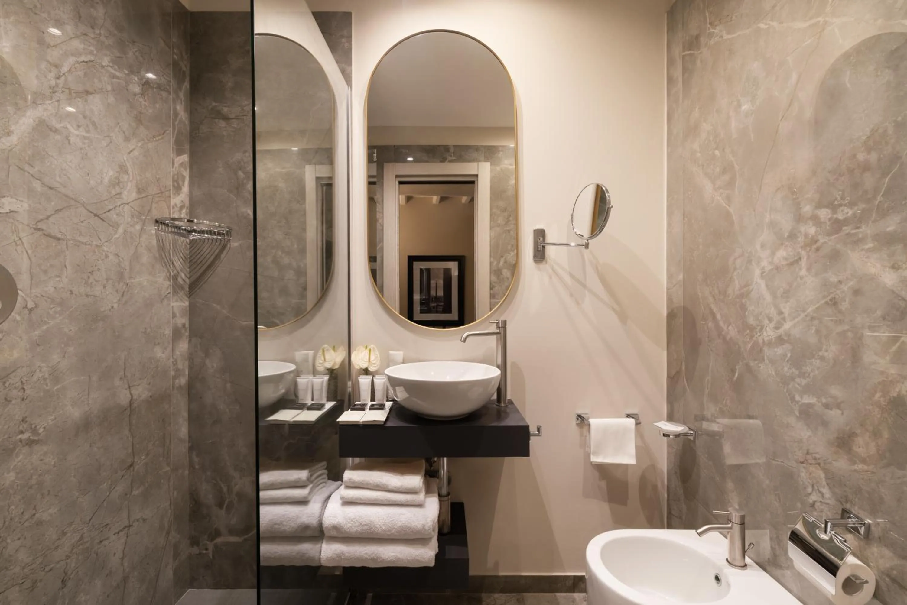 Bedroom in Antico Albergo del Sole al Pantheon