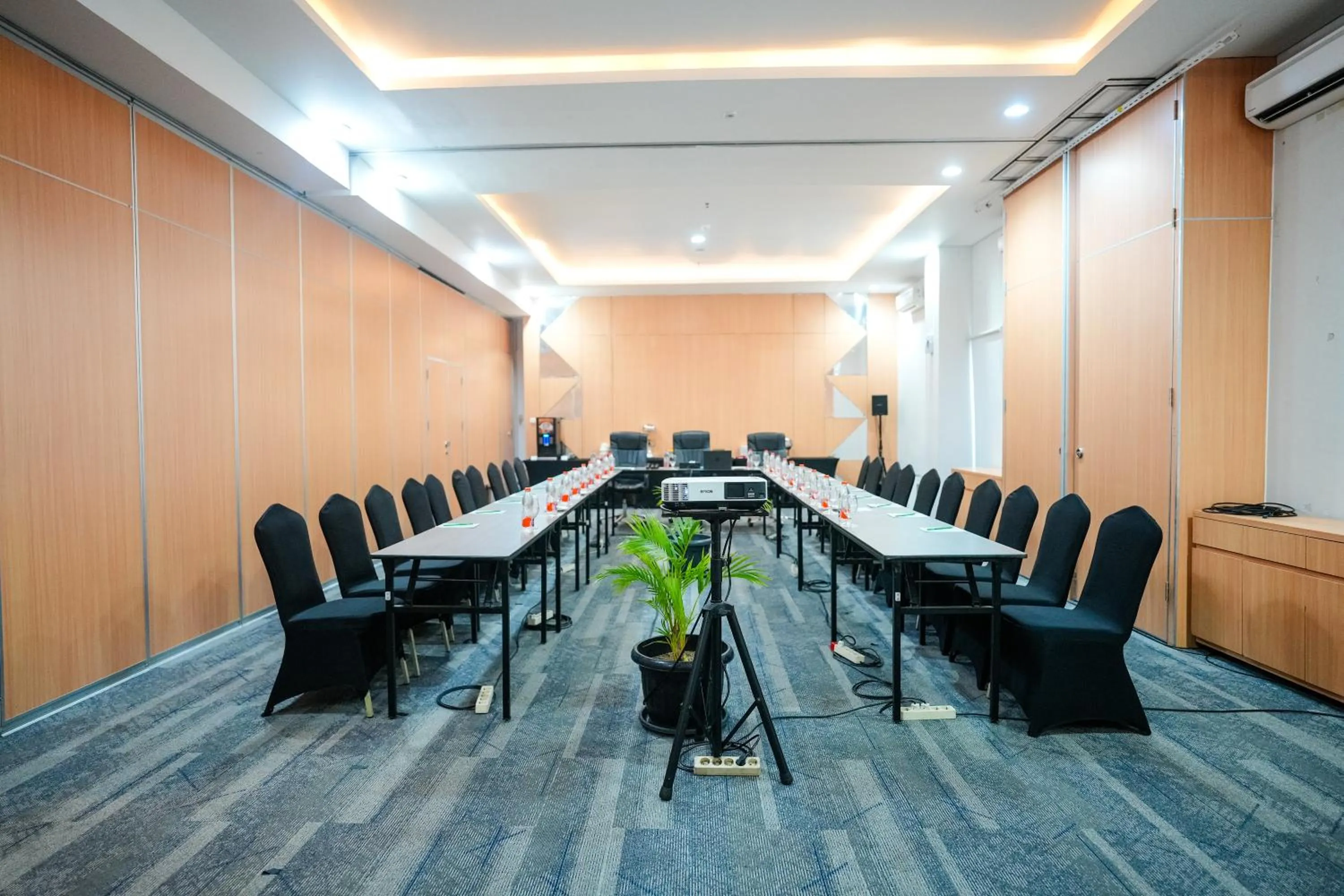 Meeting/conference room in Patra Dumai Hotel