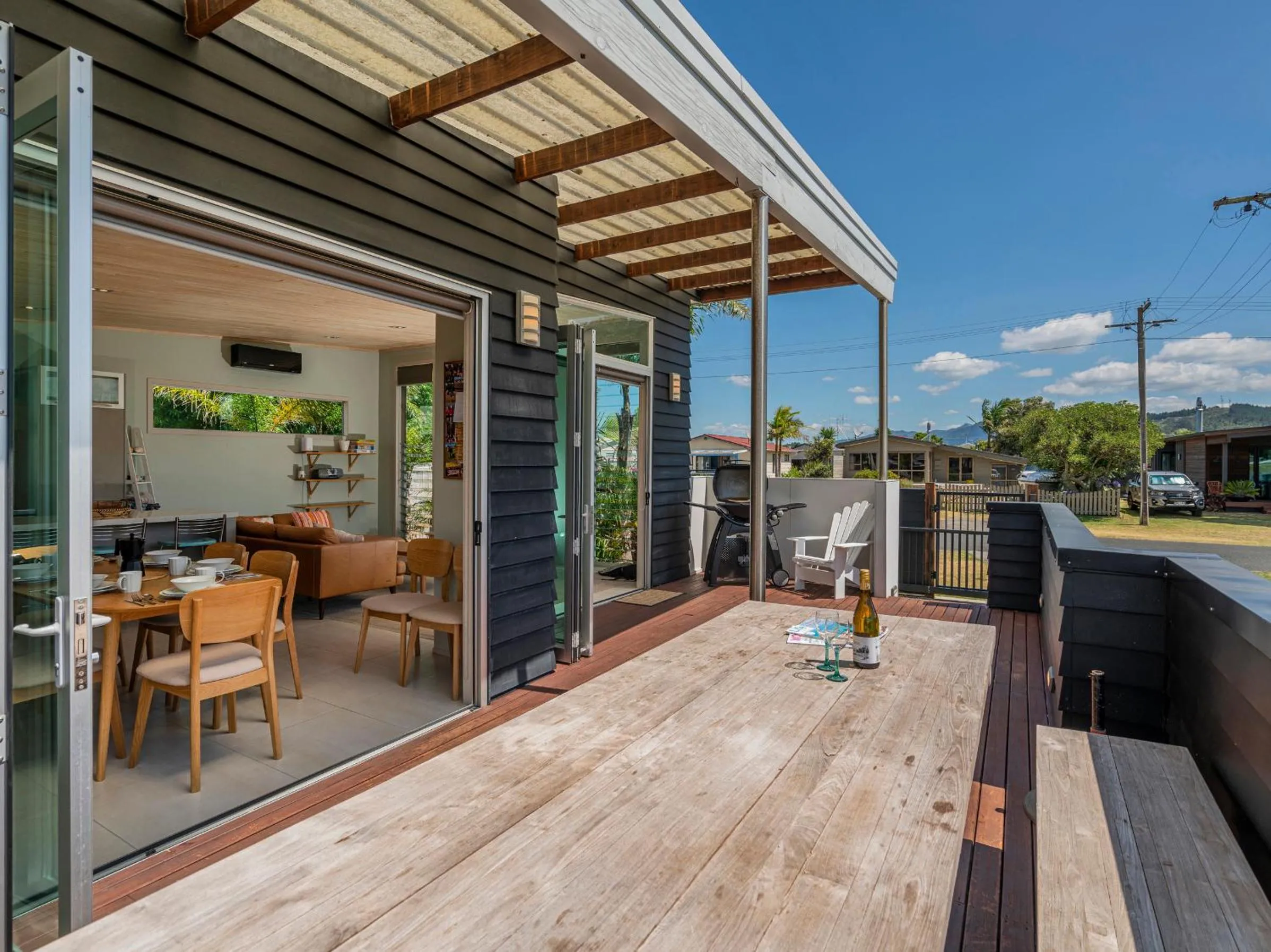 Shower in Castaway Bach - Whangamata Holiday Home