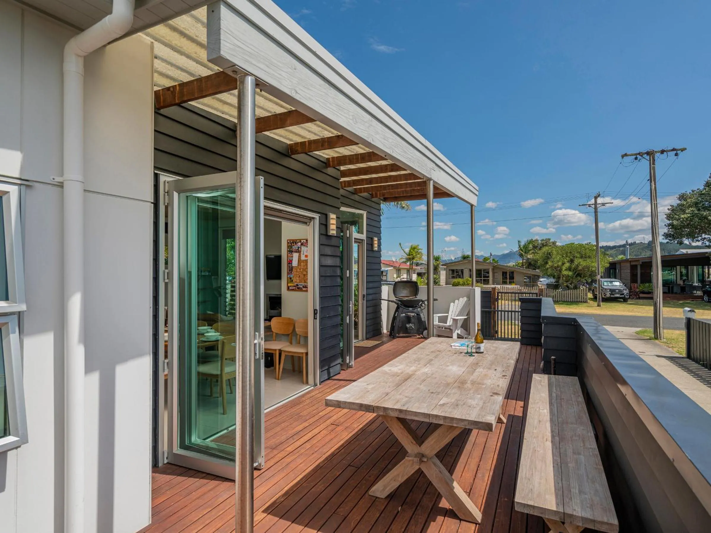 Shower in Castaway Bach - Whangamata Holiday Home