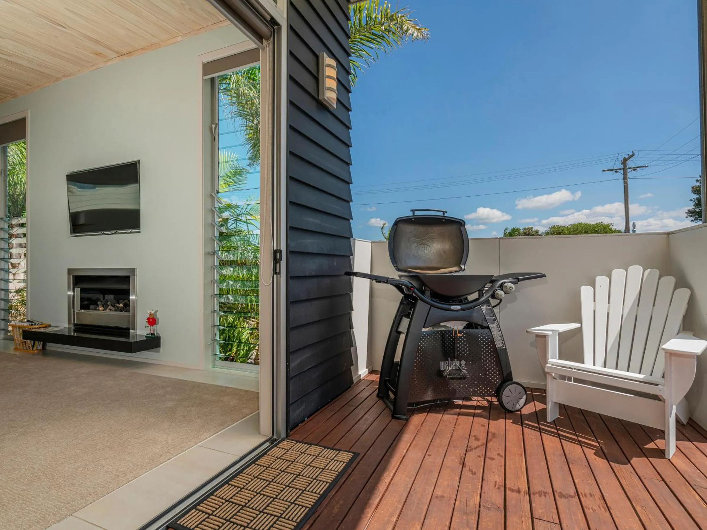Shower in Castaway Bach - Whangamata Holiday Home