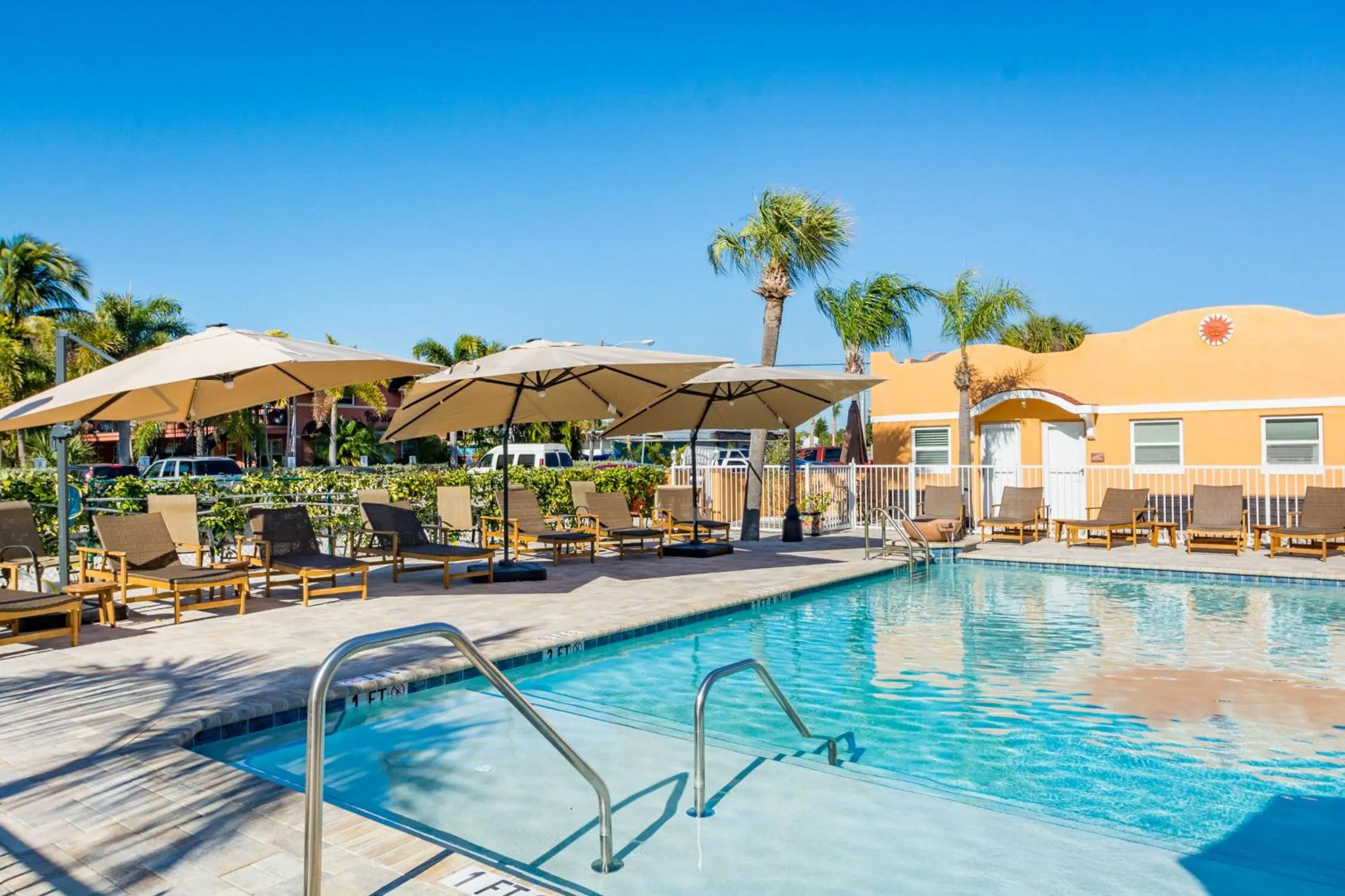 Swimming pool in Upham Beach Inn