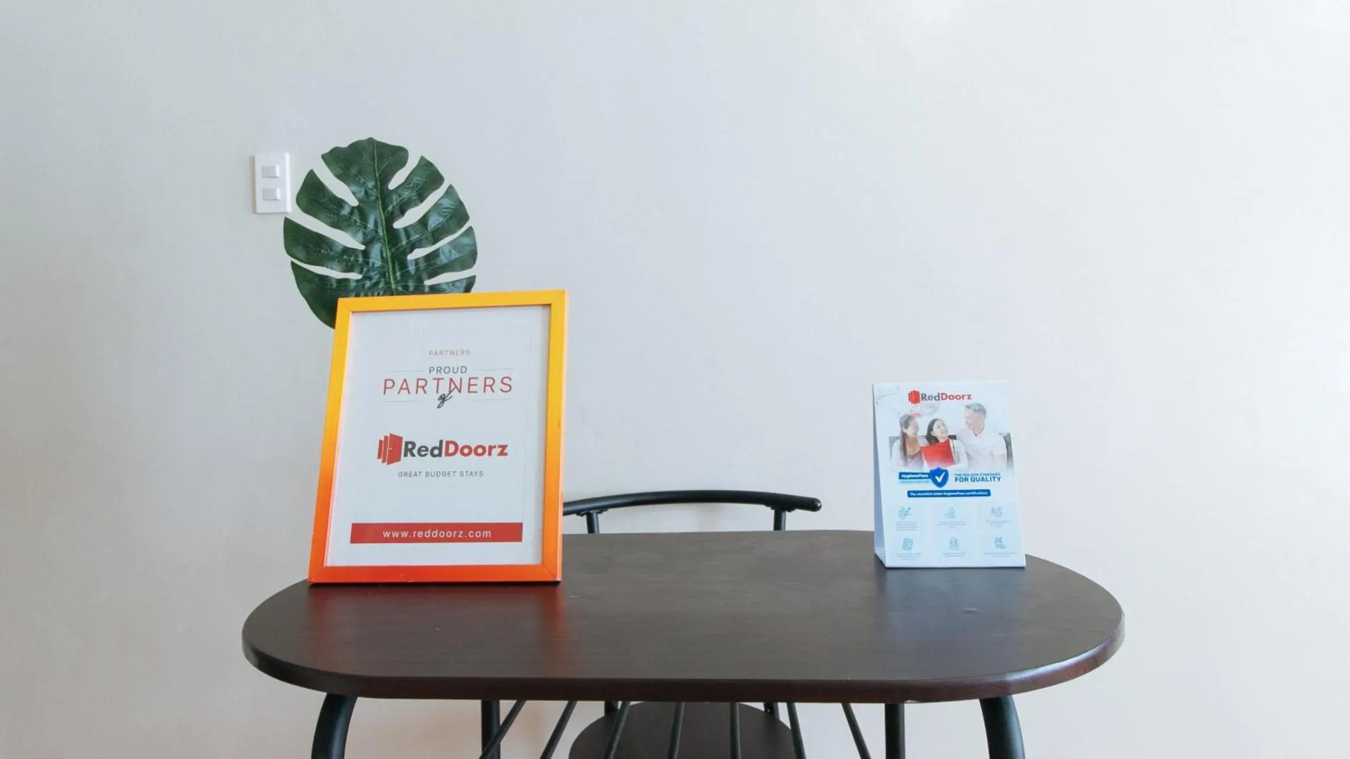 Lobby or reception in RedDoorz @ Eros Travellers Pensione Lobby or reception in RedDoorz @ Eros Travellers Pensione