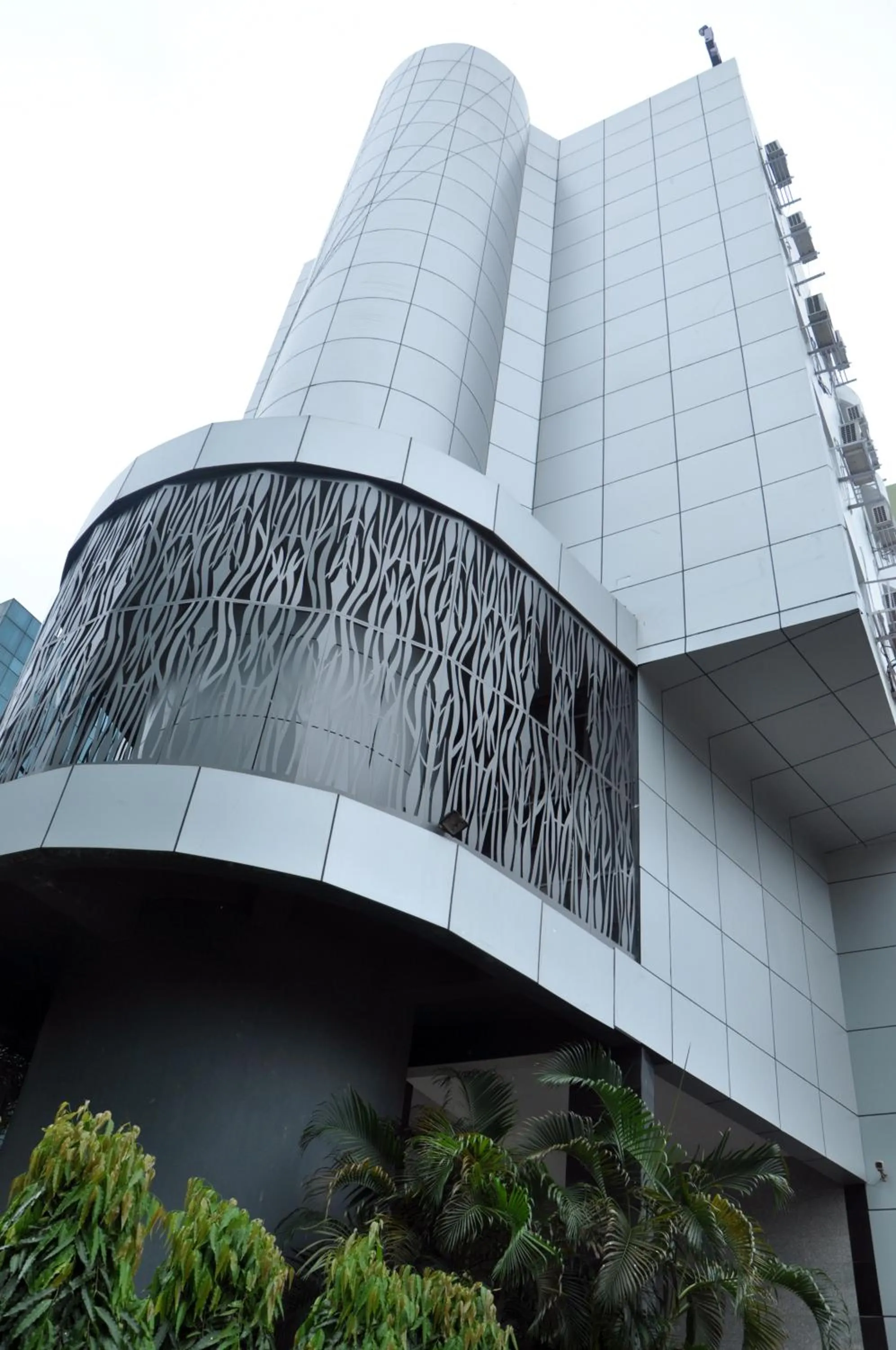 Property building in Indismart Hotel