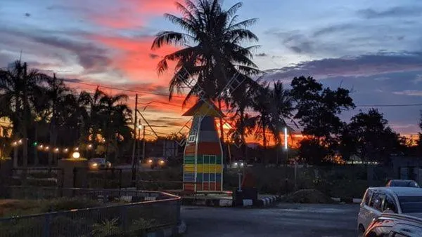 Nearby landmark in DLAYARAN HOTEL & CAFE