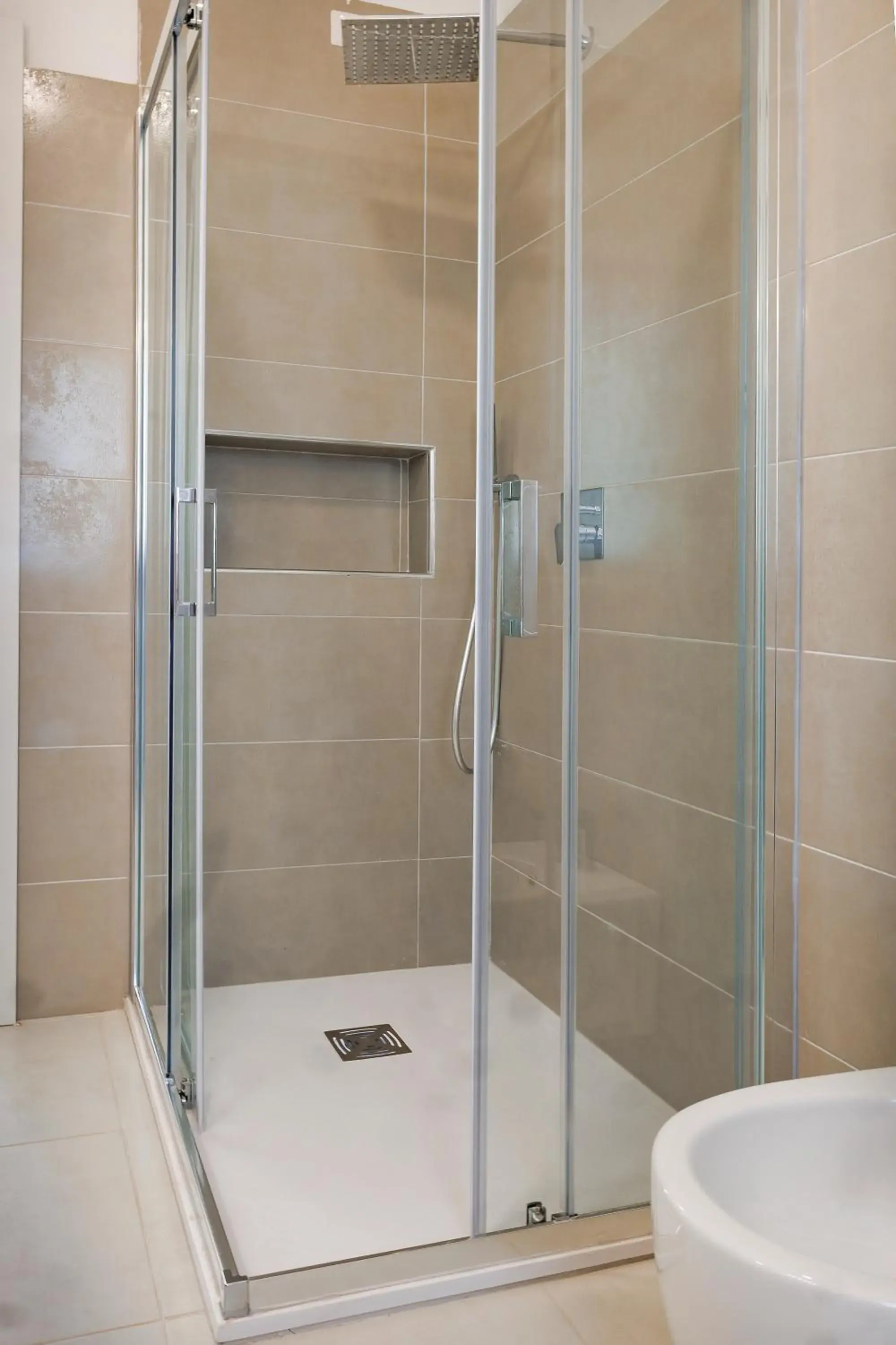 Deluxe Room in Mercury Beach Hotel Deluxe Room in Mercury Beach Hotel