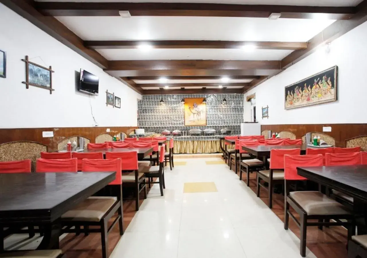 Restaurant/places to eat in Hotel Aroma Nainital In house parking Restaurant/places to eat in Hotel Aroma Nainital In house parking
