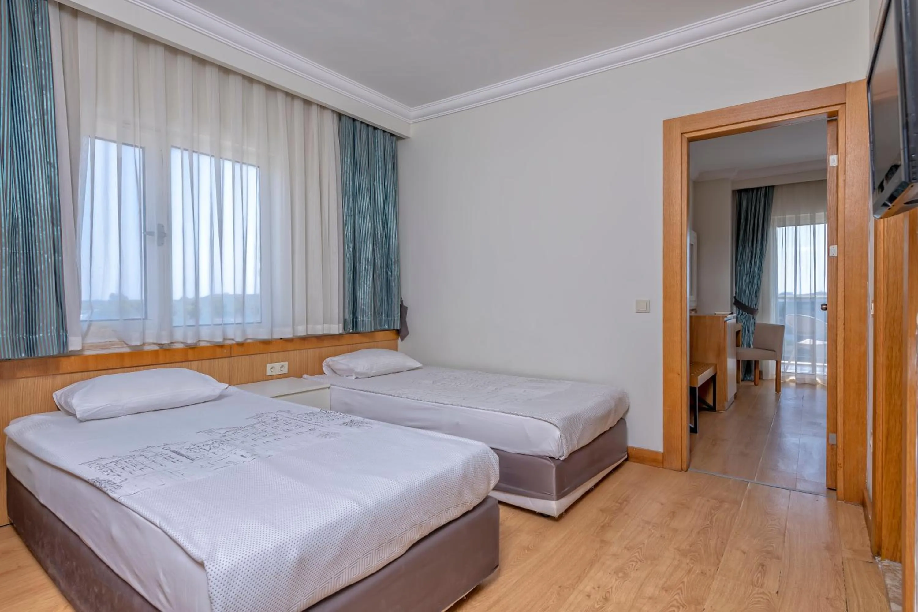 Bedroom, Bed in LRS Hotels Lake River Side Hotel & Spa - Ultra All Inclusive