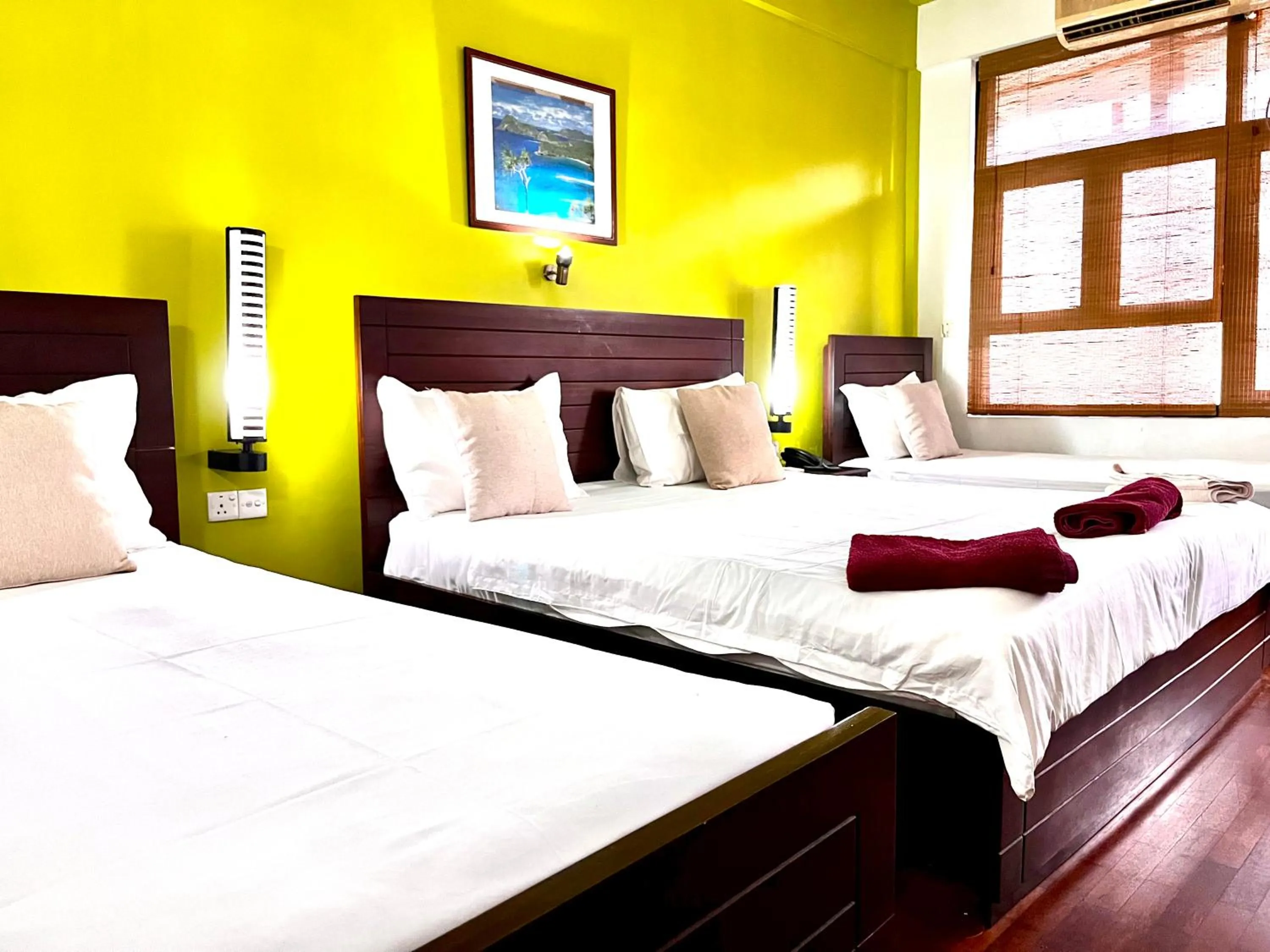 Bed in Subhas Tourist Hotel