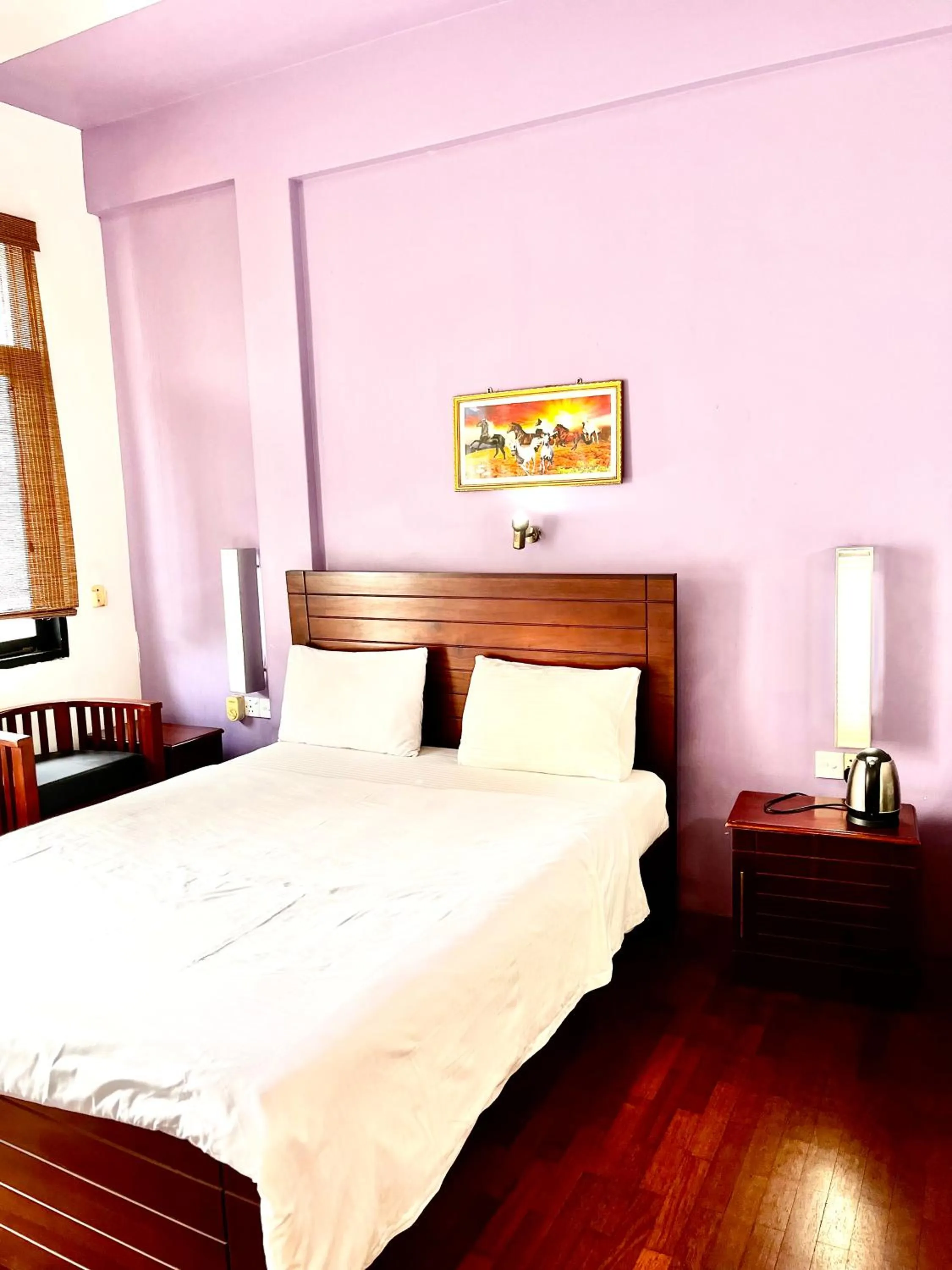 Bed in Subhas Tourist Hotel