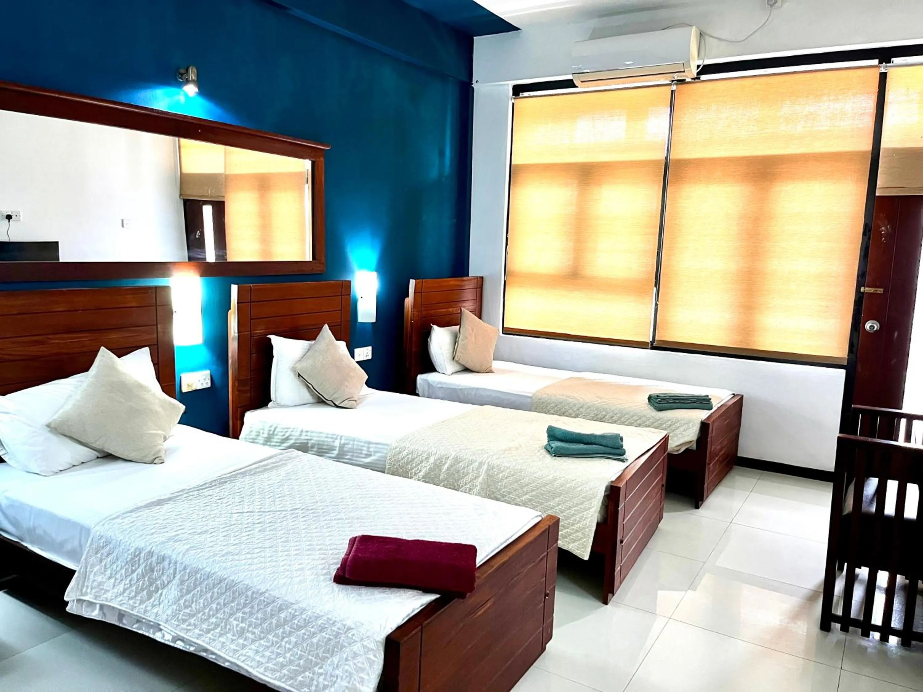 Bed in Subhas Tourist Hotel