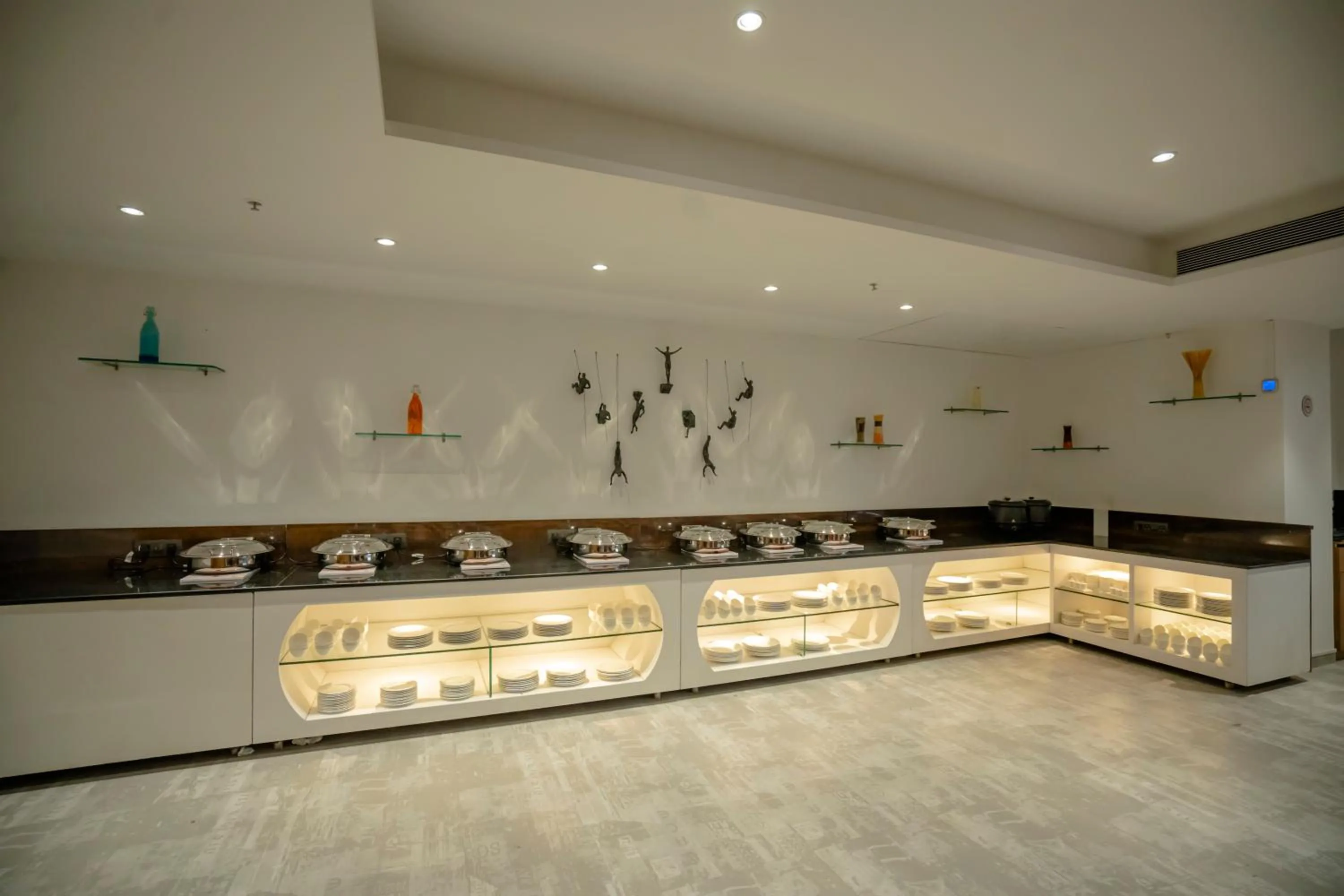 Restaurant/places to eat in Zip By Spree Hotels Chakan, Pune