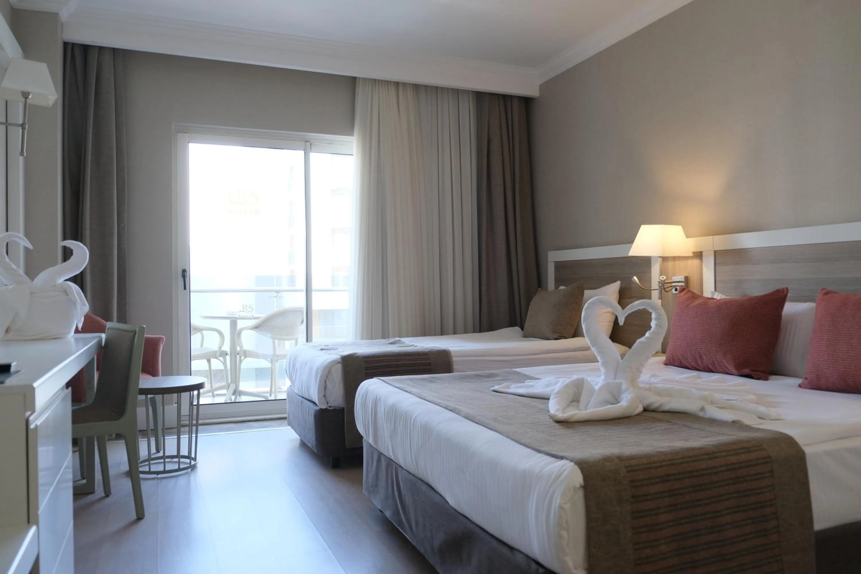 Bed in LRS Hotels Port River Hotel & Spa - Ultra All Inclusive