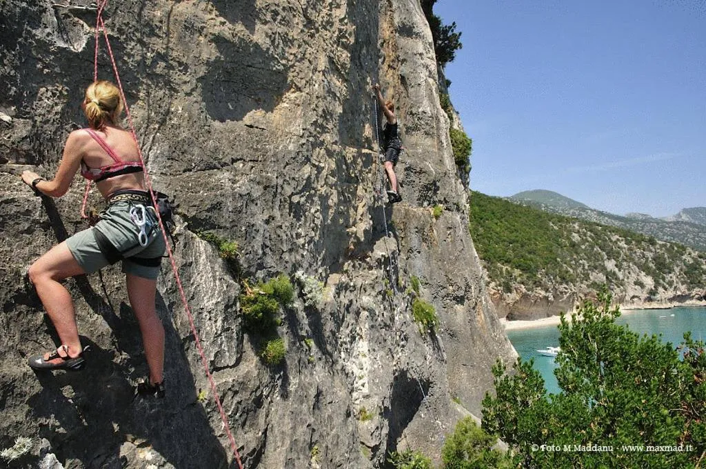 Hiking in Hotel Arbatasar