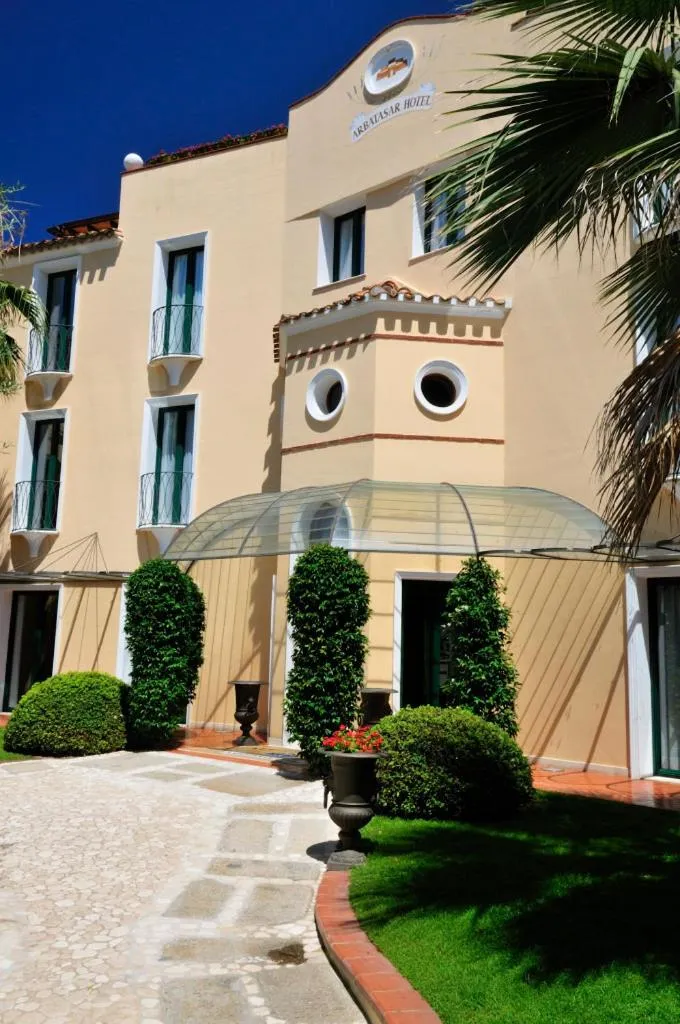 Property building in Hotel Arbatasar