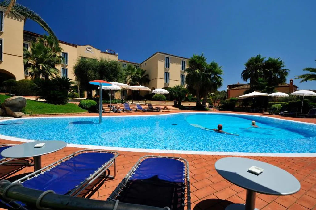 Property building in Hotel Arbatasar