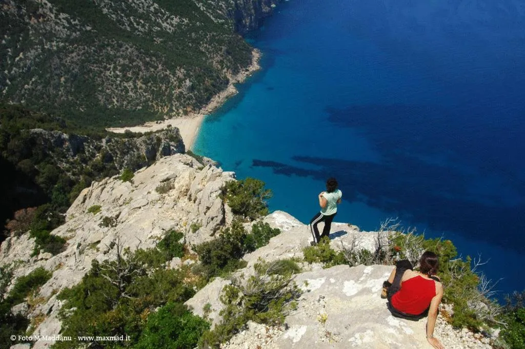 Hiking in Hotel Arbatasar