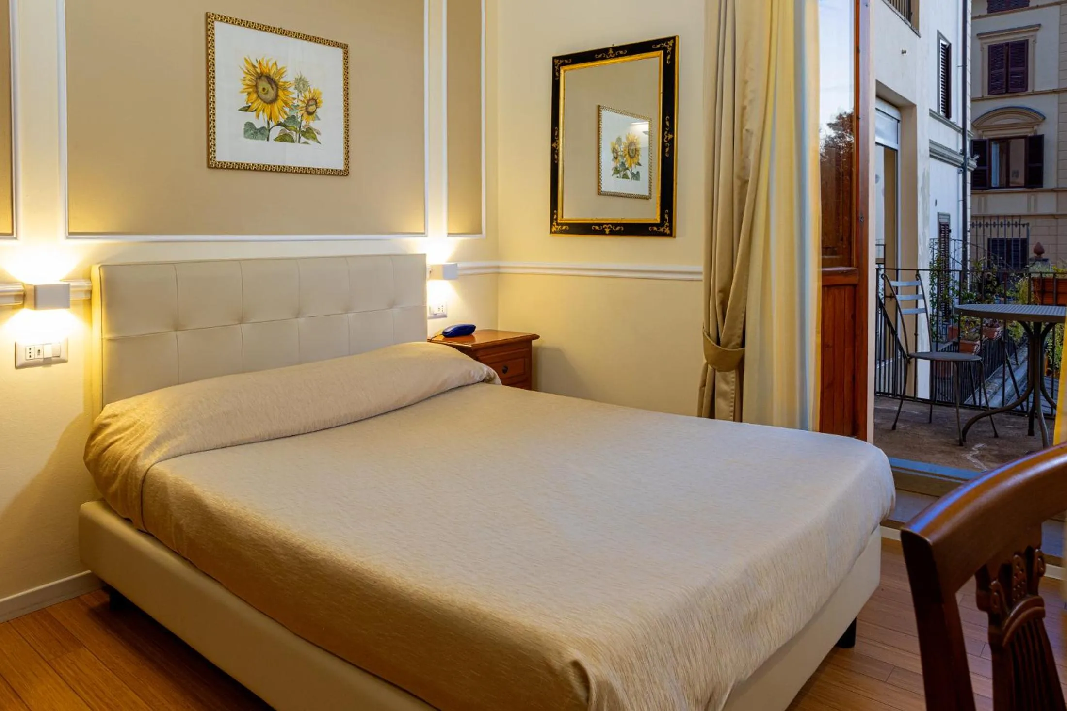 Photo of the whole room, Bed in Albergo Chiusarelli