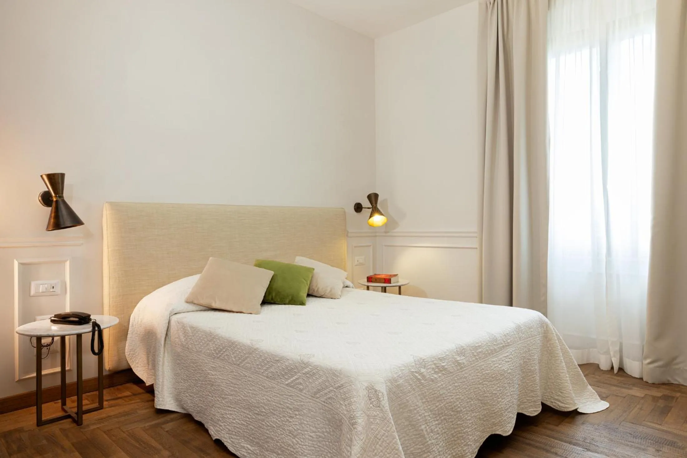 Photo of the whole room, Bed in Albergo Chiusarelli